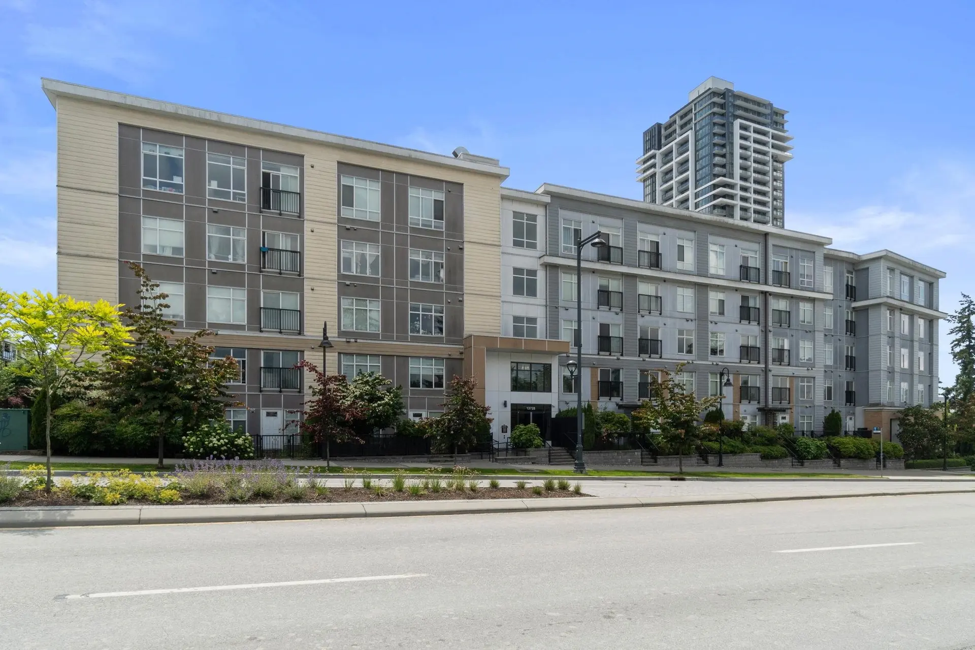 Property at #322 13728 108 AVENUE, Surrey, BC