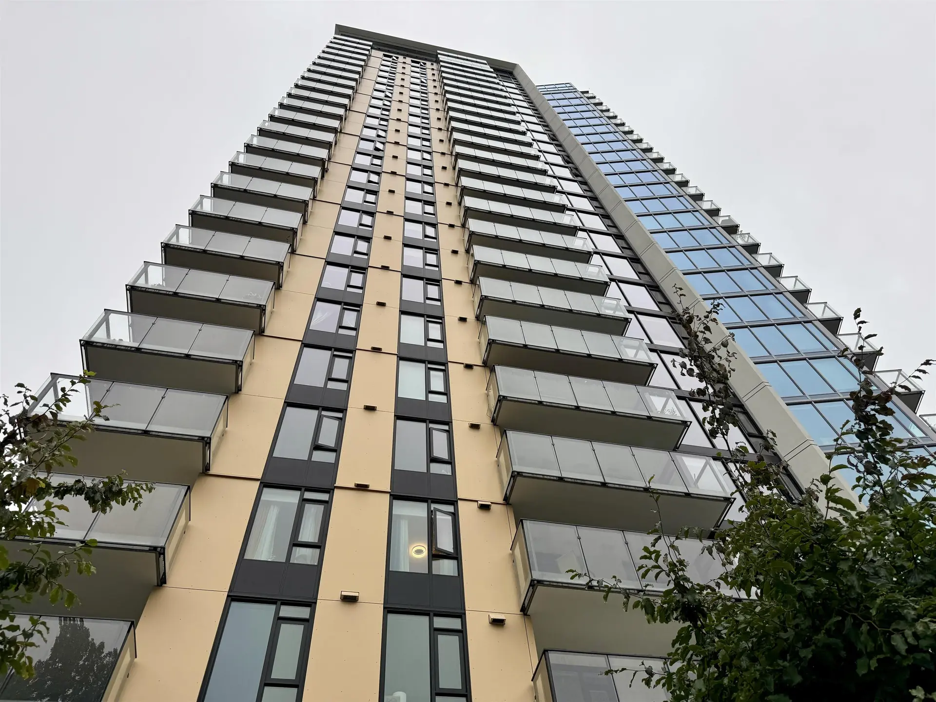 #1408 1401 Hunter Street - Image 1