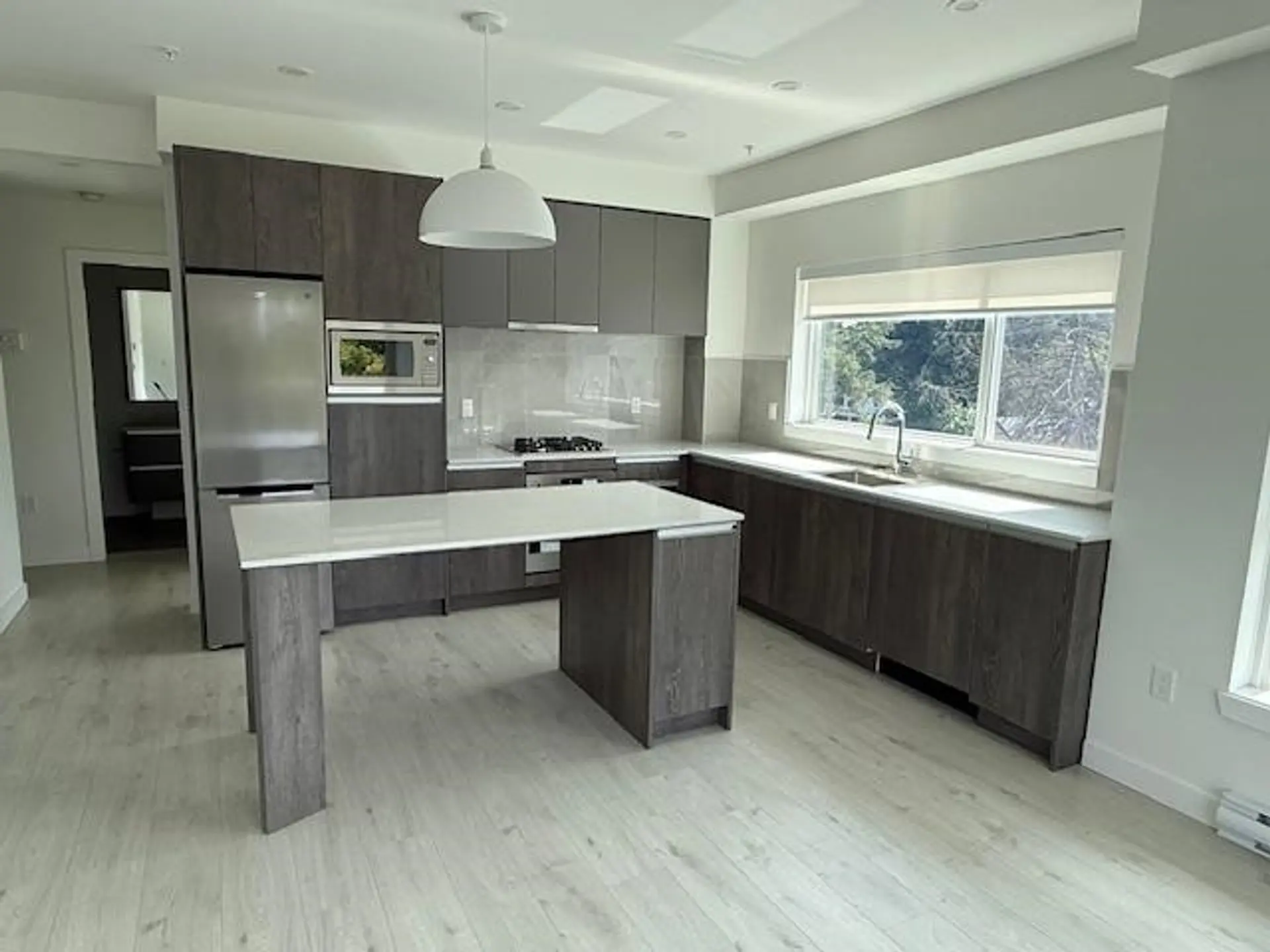 #403 14225 103a Avenue - Image 2