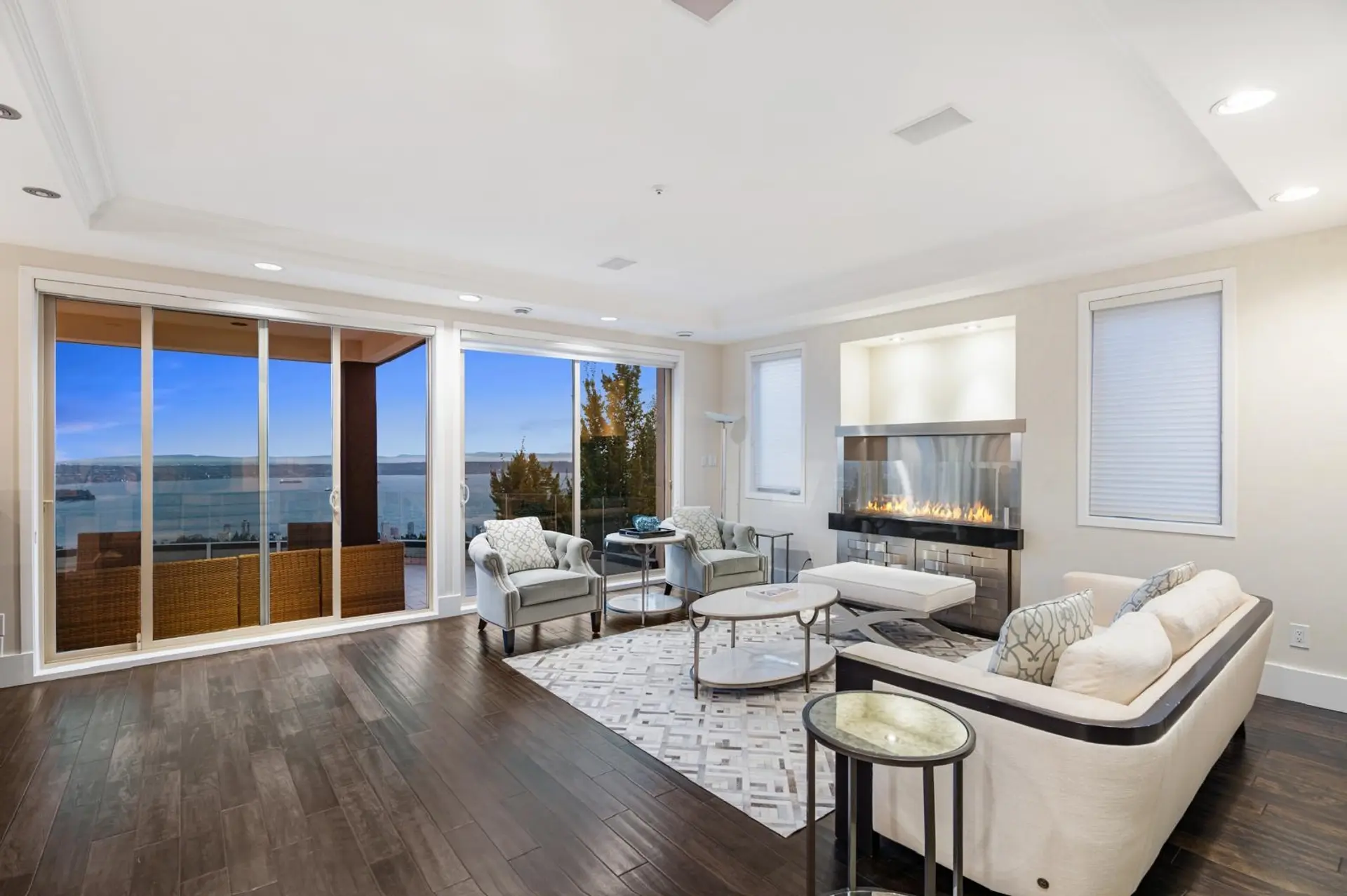 Property at 1526 CHIPPENDALE COURT, West Vancouver, BC