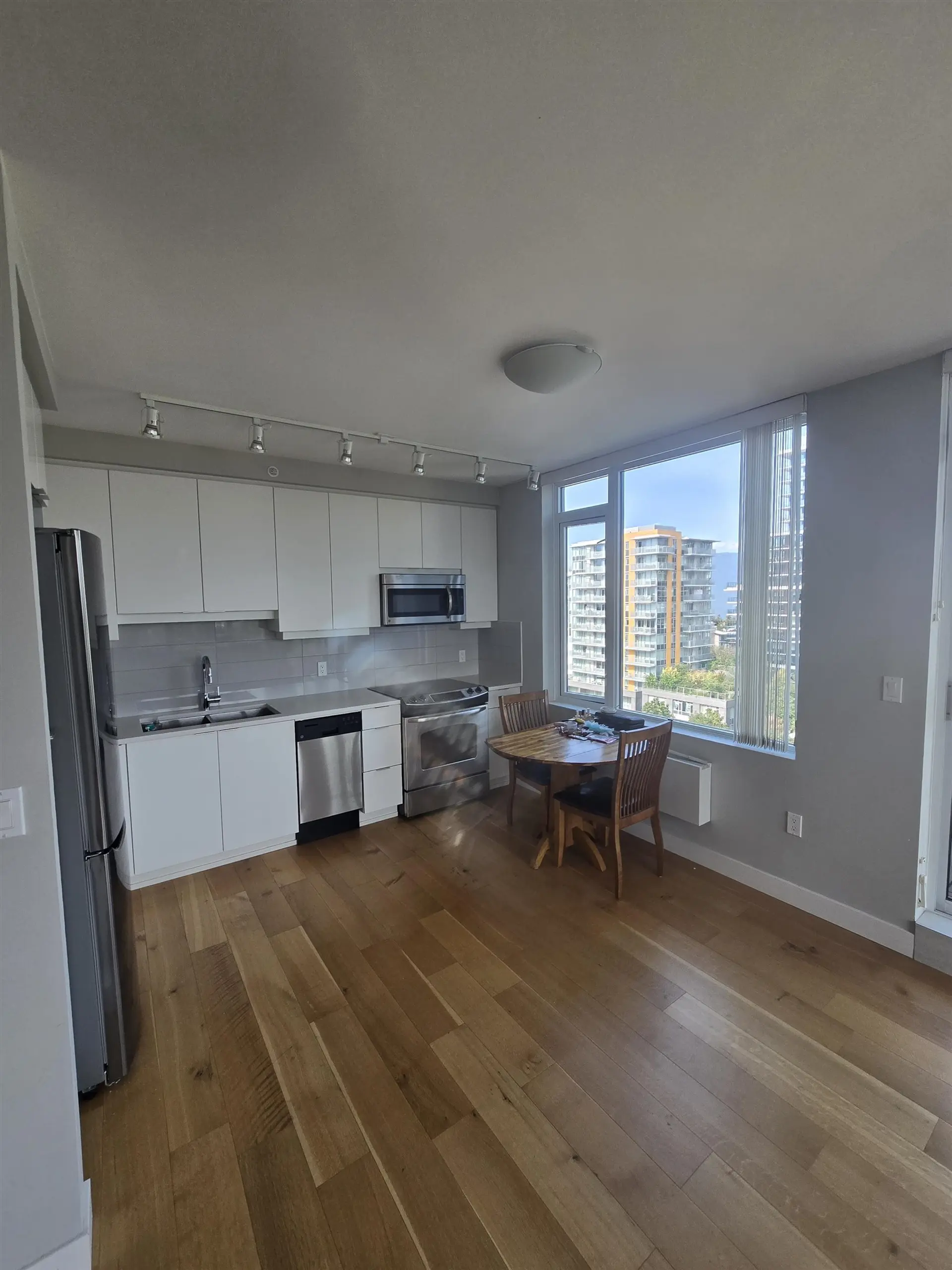 #1002 9393 Tower Road - Image 6