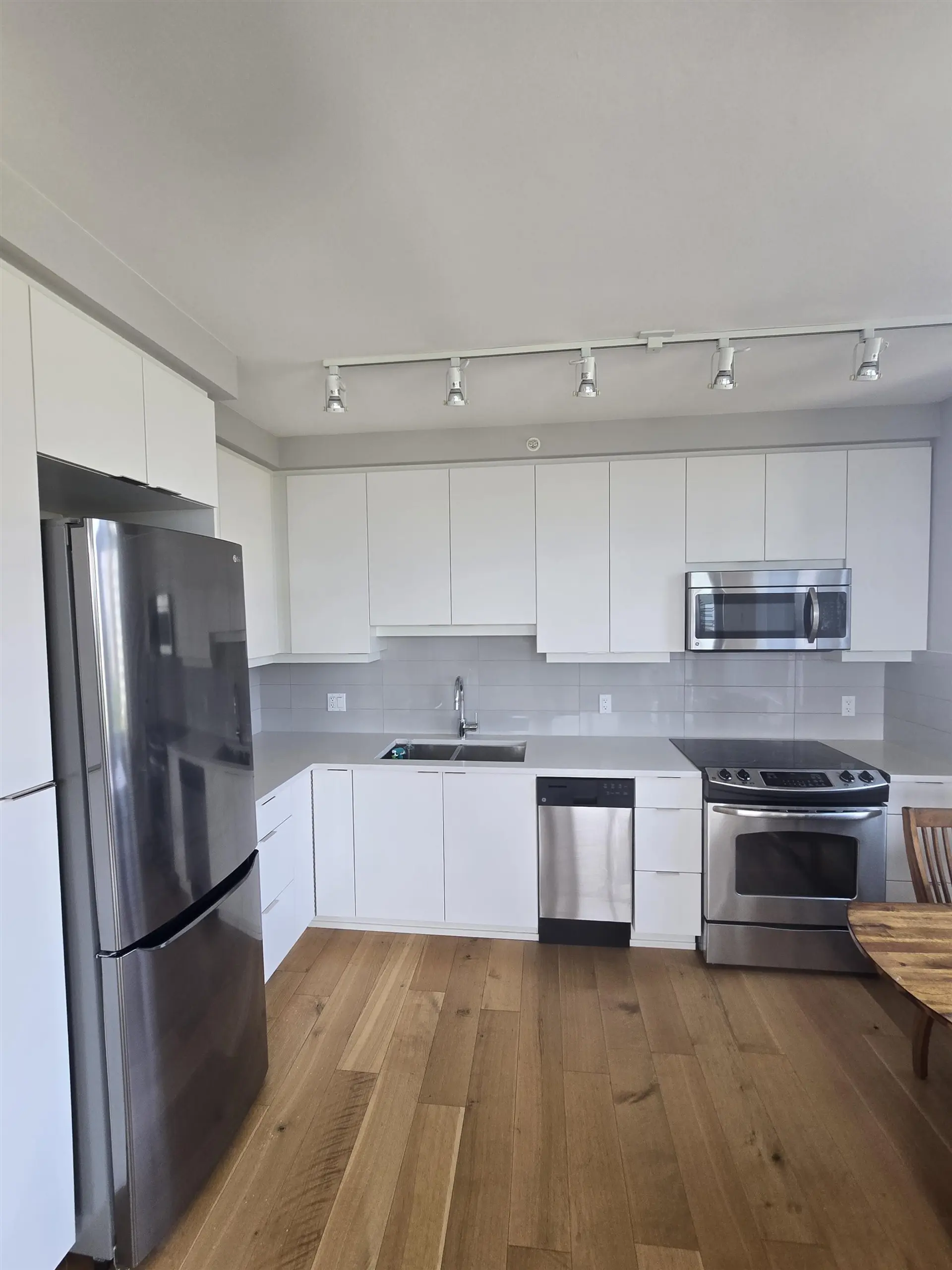 #1002 9393 Tower Road - Image 5