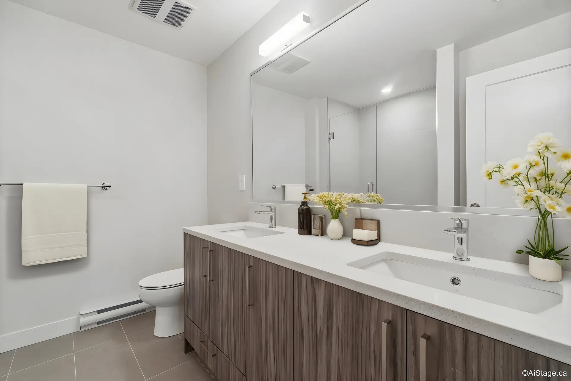 Property at #303 5535 HASTINGS STREET, Burnaby, BC