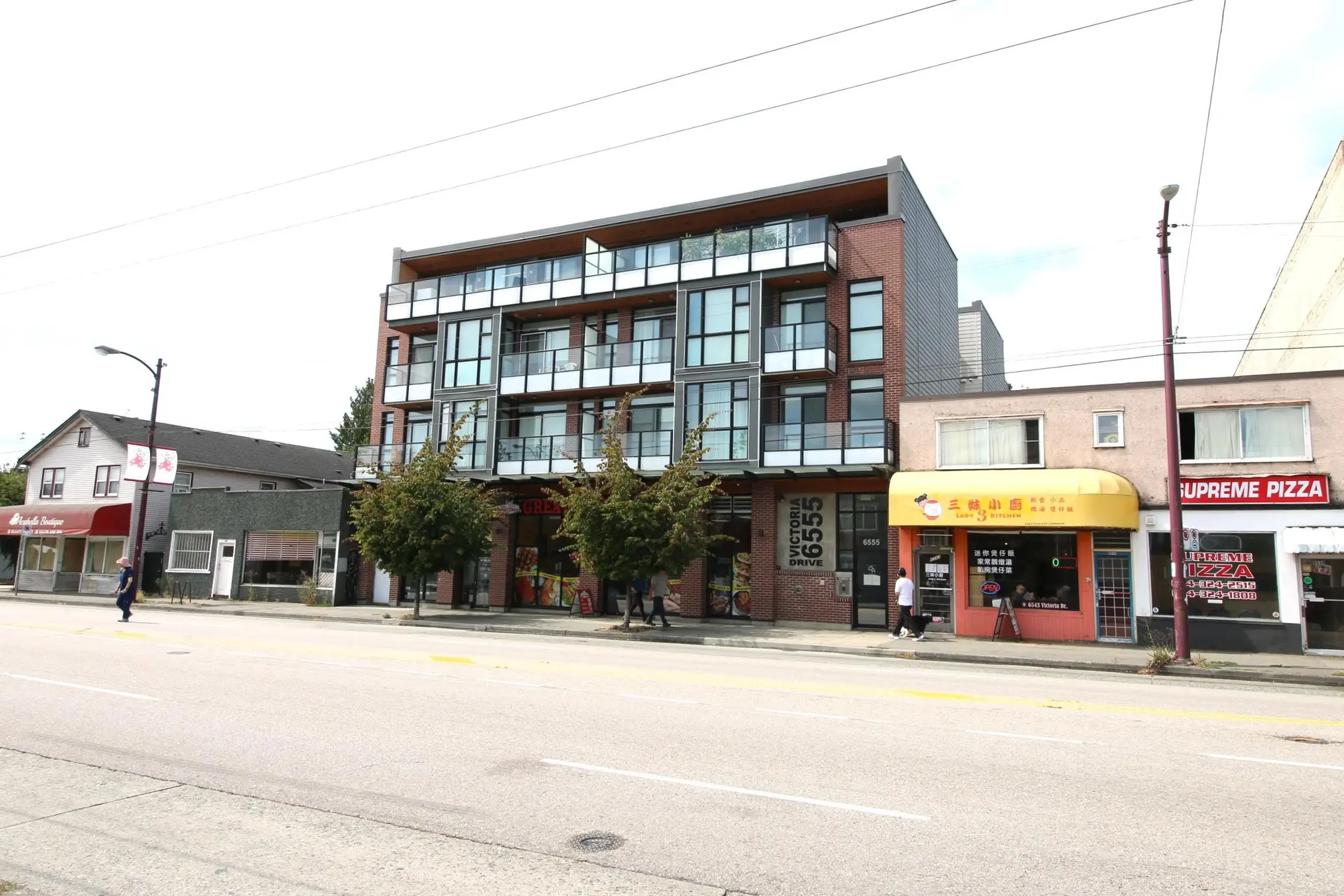 #306 6555 Victoria Drive - Image 17