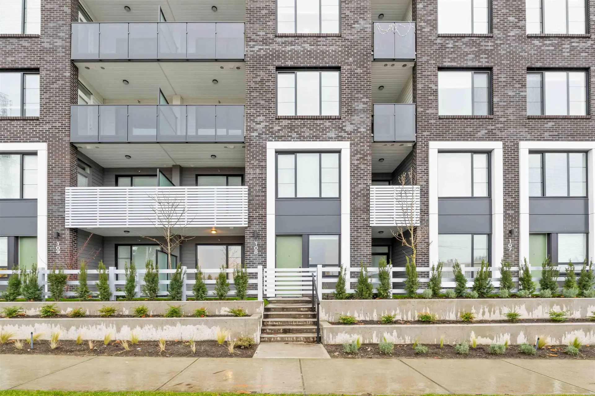 Property at #109 15848 FRASER HIGHWAY, Surrey, BC