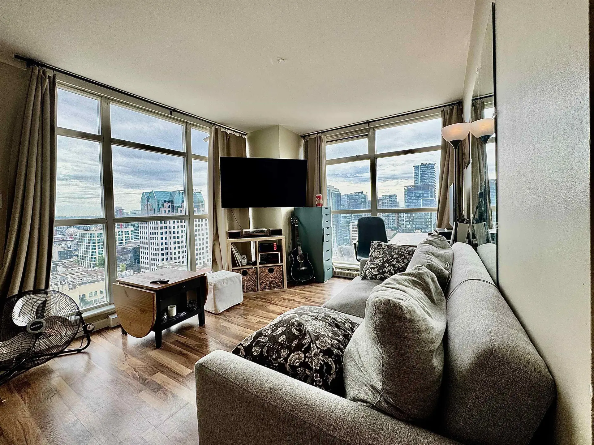 Property at #2609 438 SEYMOUR STREET, Vancouver, BC