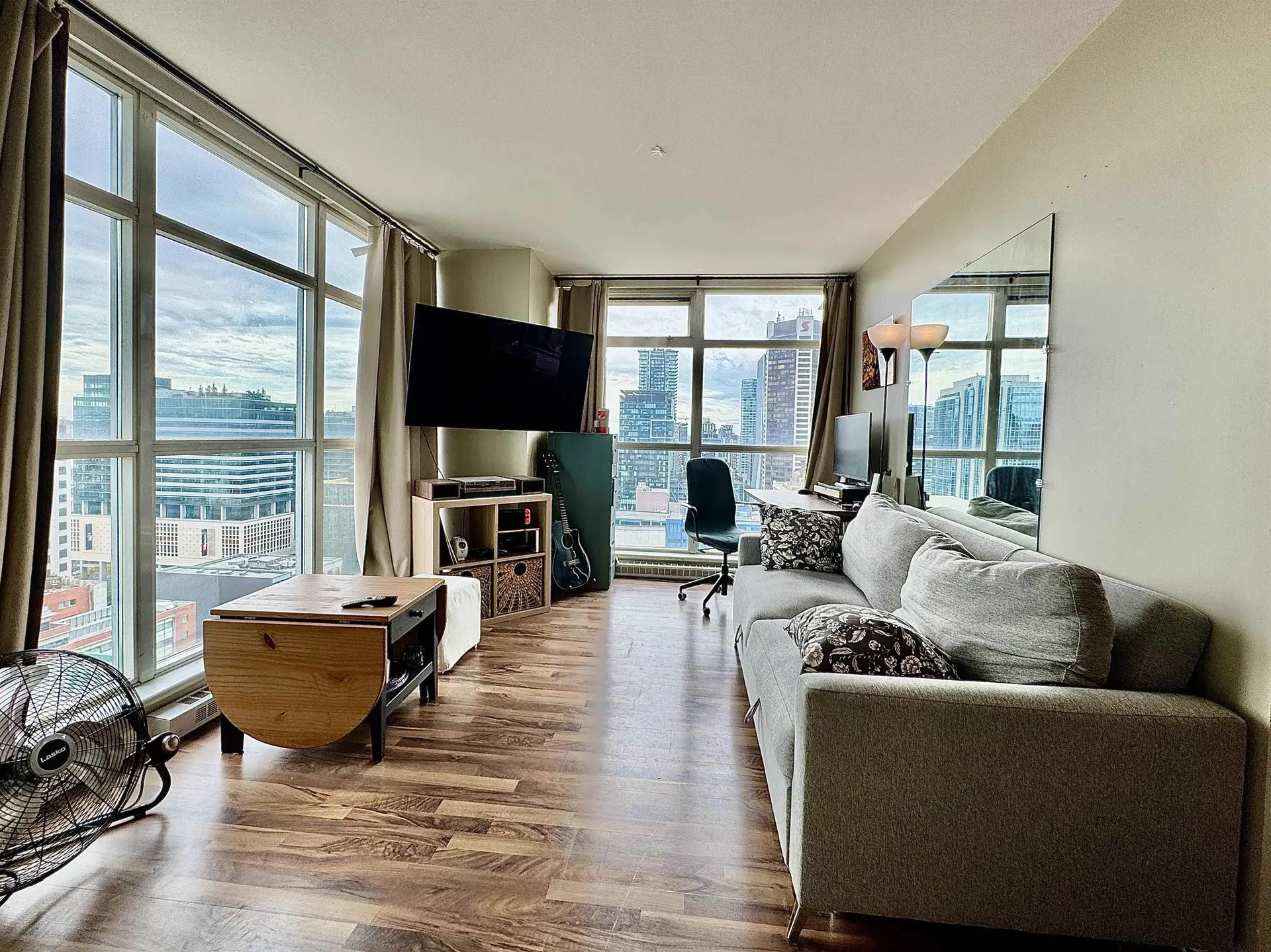 Property at #2609 438 SEYMOUR STREET, Vancouver, BC