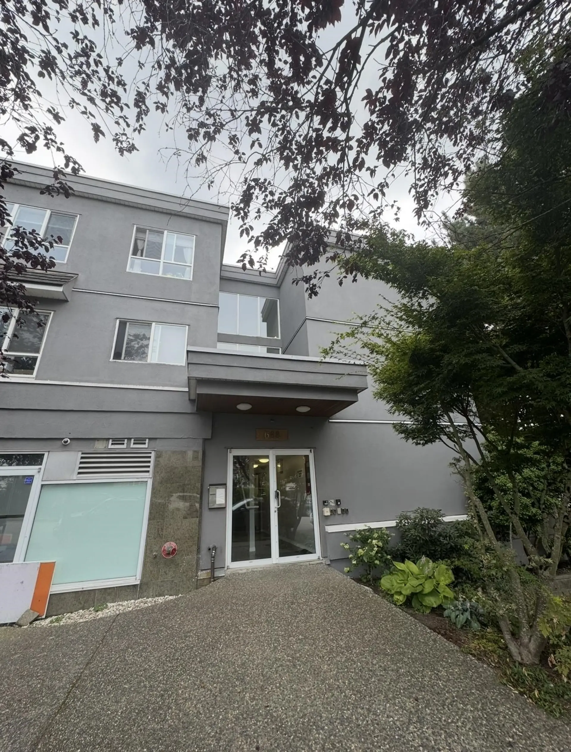 Property at #302 688 E 56TH AVENUE, Vancouver, BC