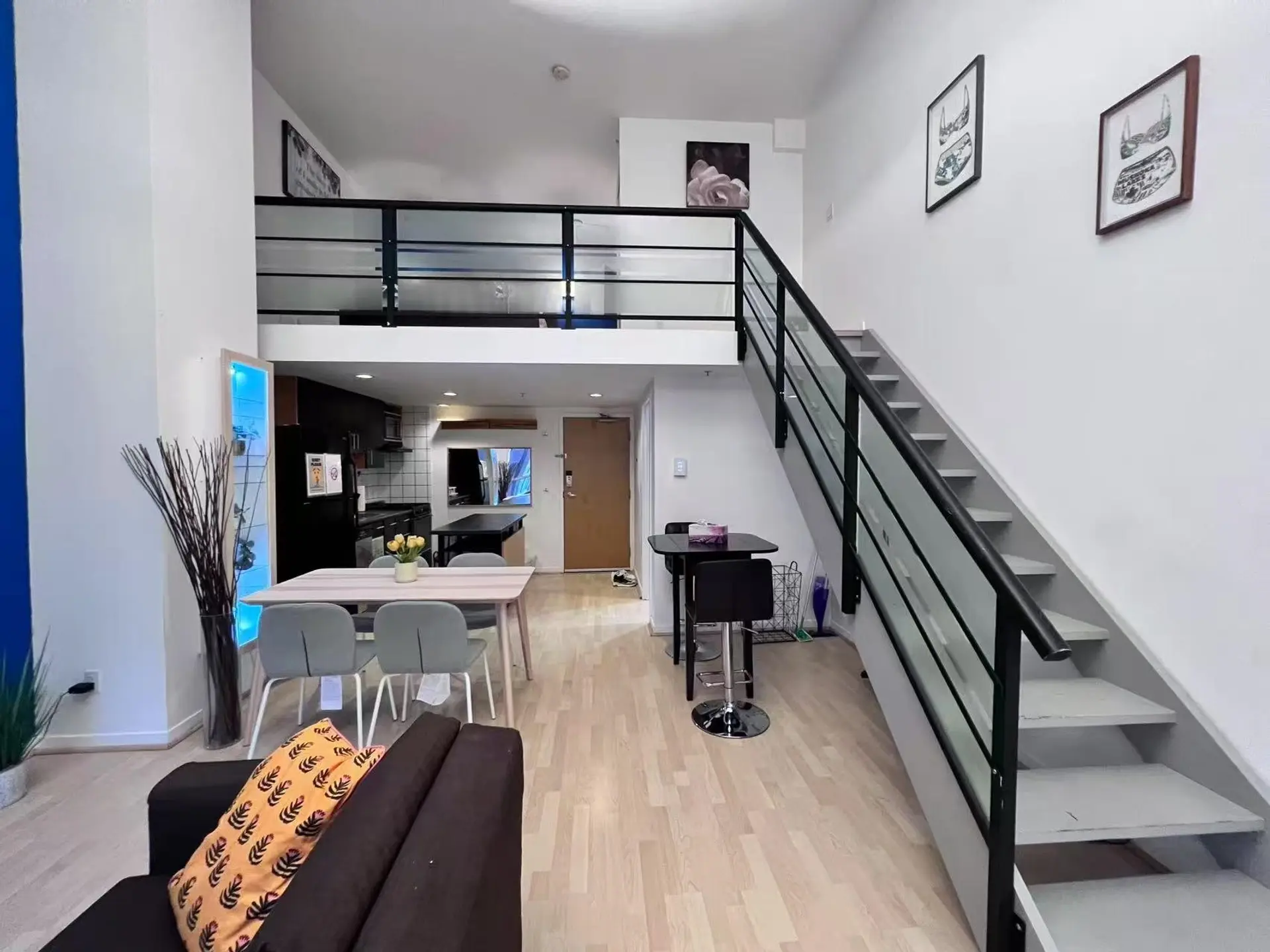 #308 933 Seymour Street - Image 4