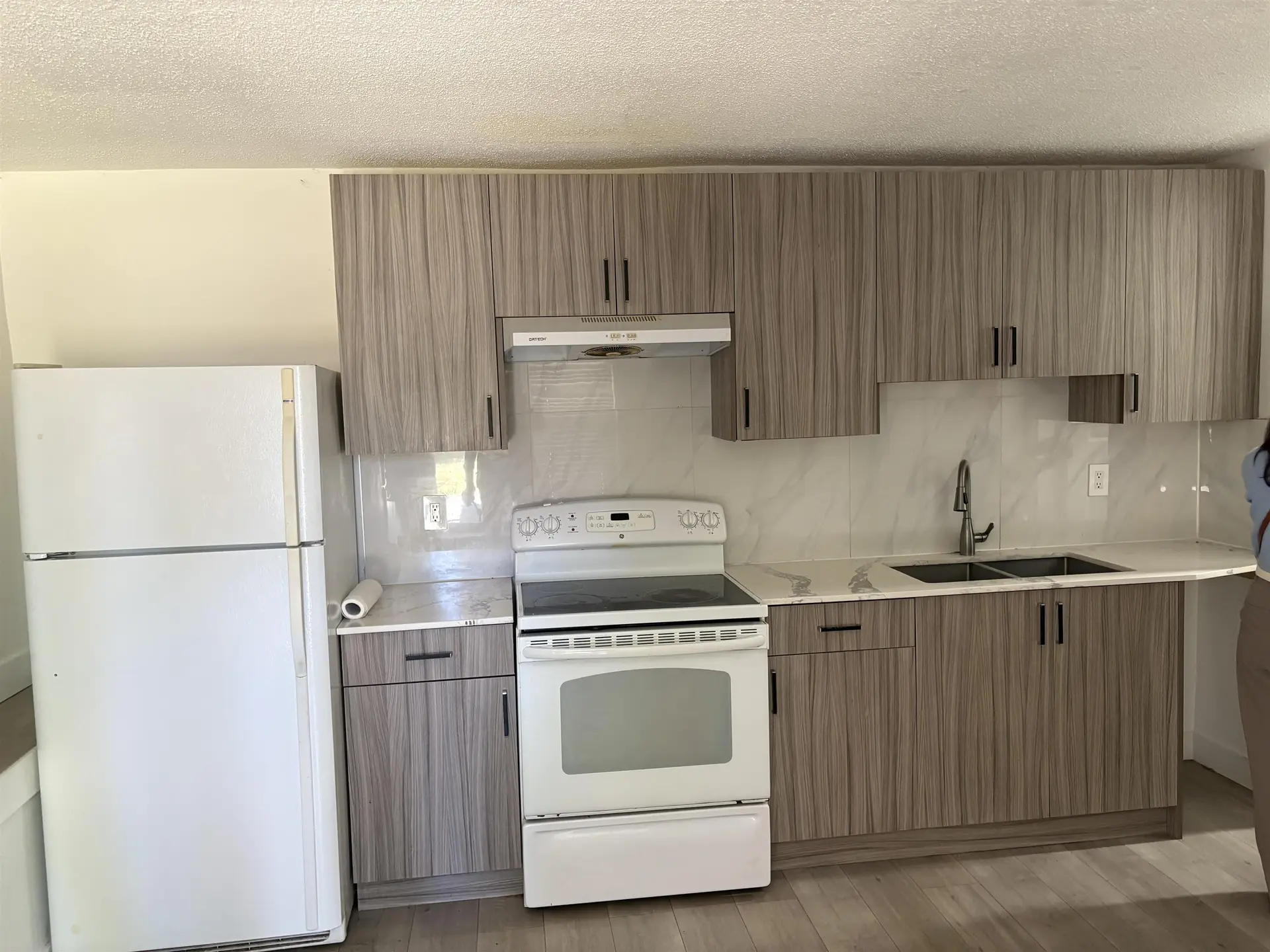 14165 Park Drive - Image 11