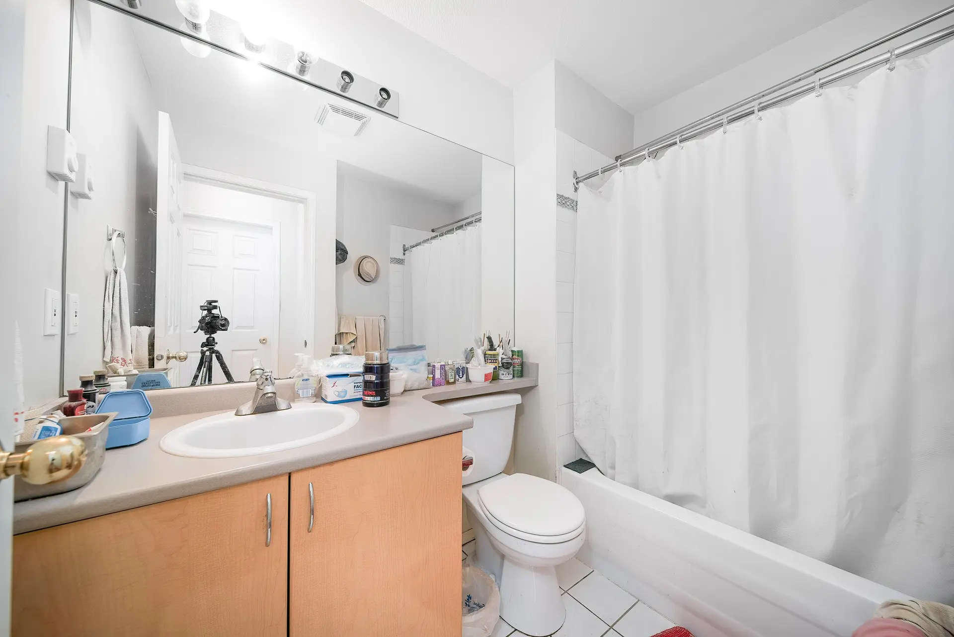 Property at #416 2238 KINGSWAY, Vancouver, BC