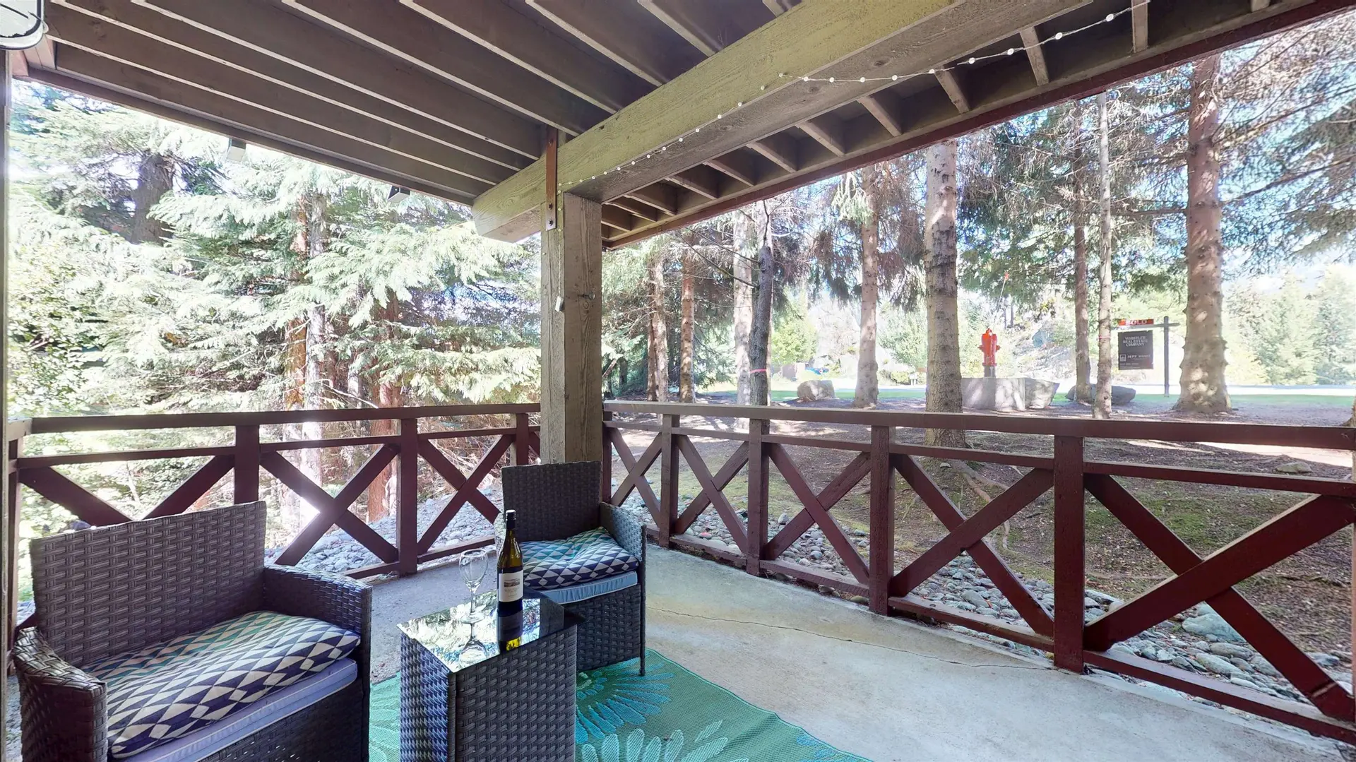 #101 3070 Hillcrest Drive - Image 9