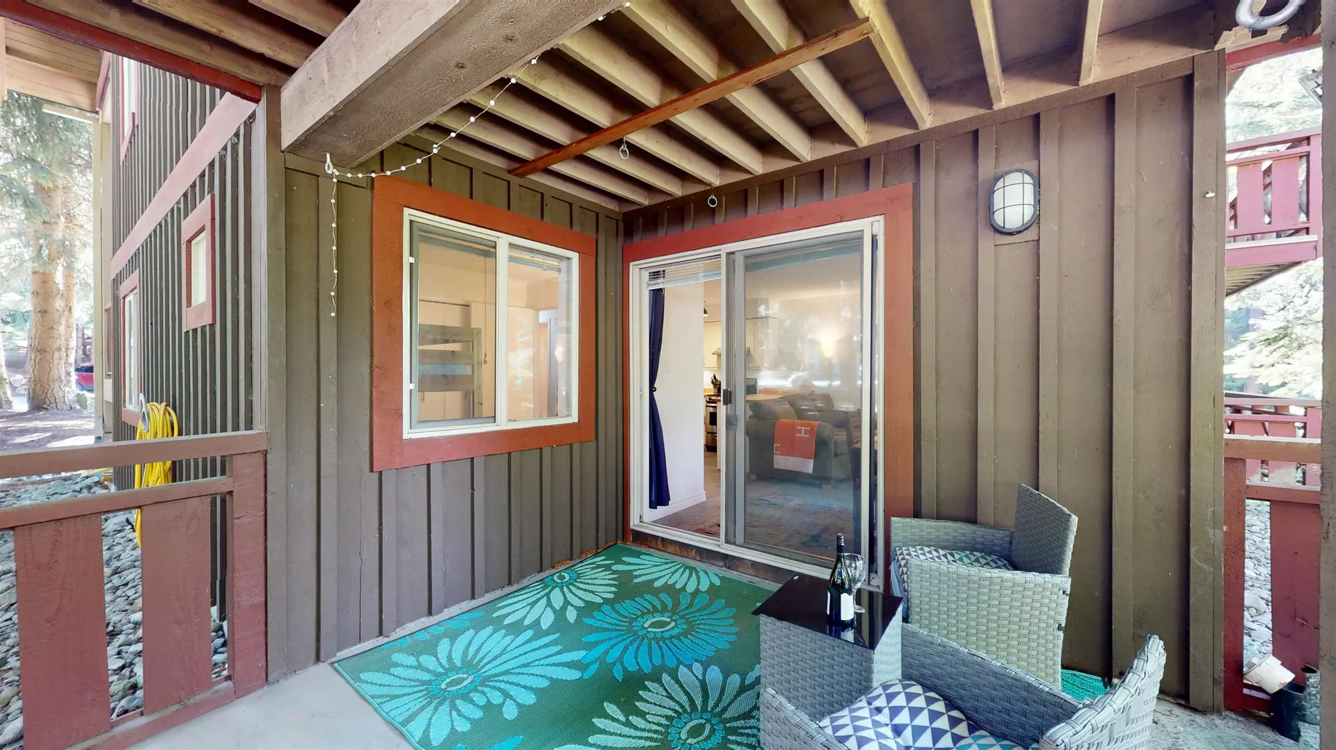 #101 3070 Hillcrest Drive - Image 10
