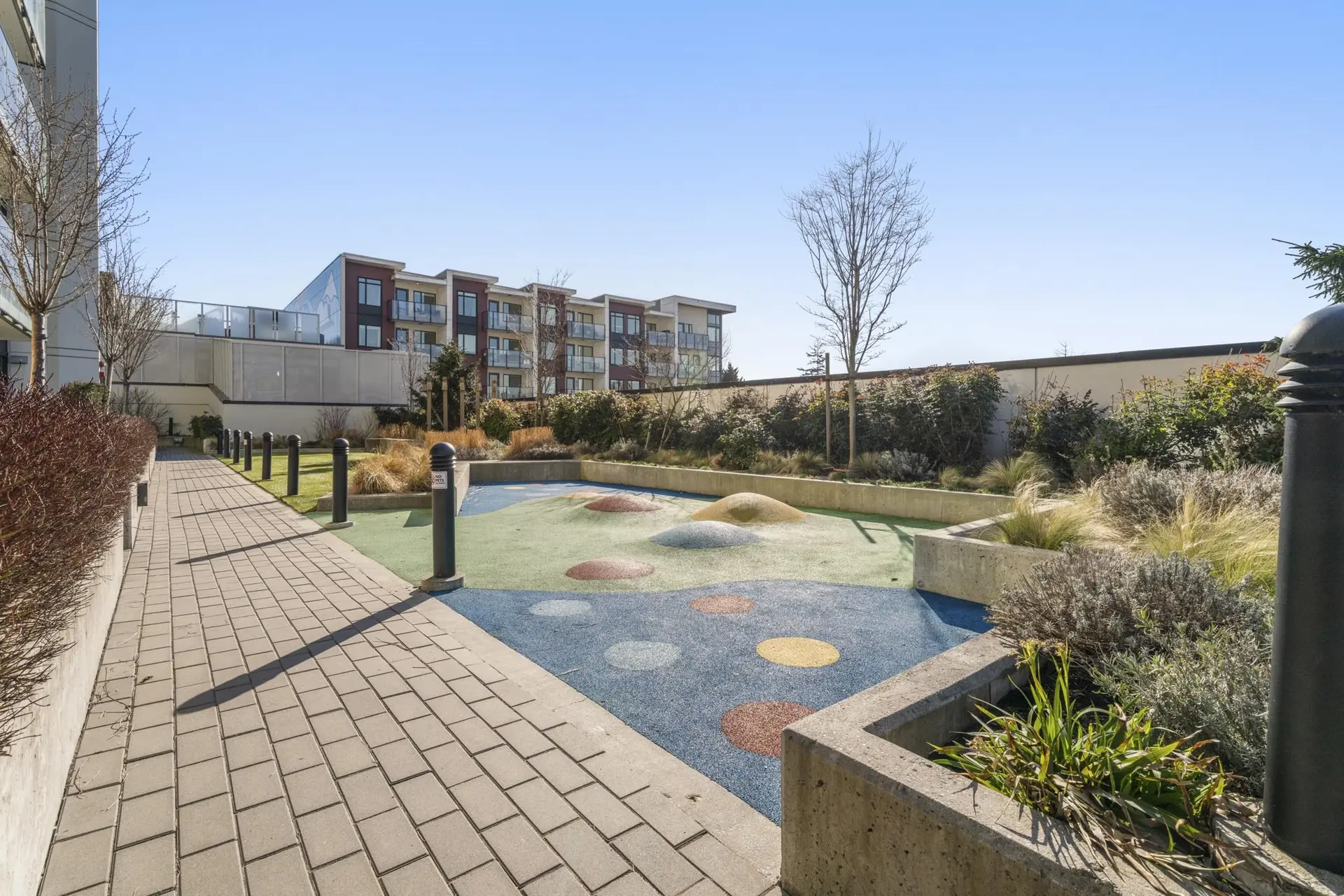 #1004 1401 Hunter Street - Image 20