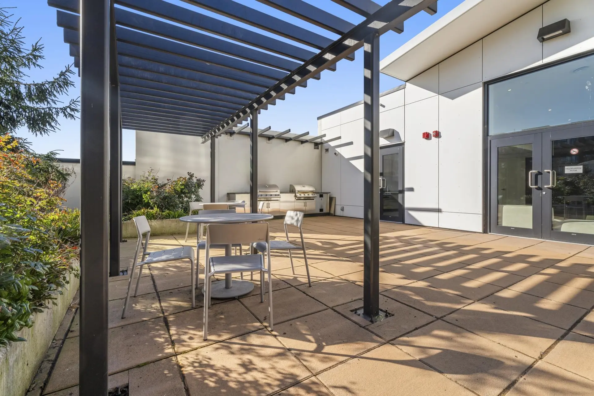 #1004 1401 Hunter Street - Image 18