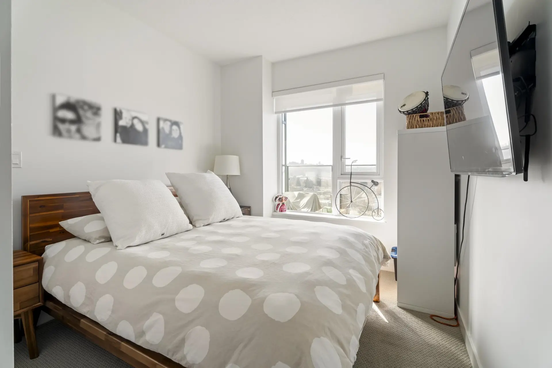 #1004 1401 Hunter Street - Image 11
