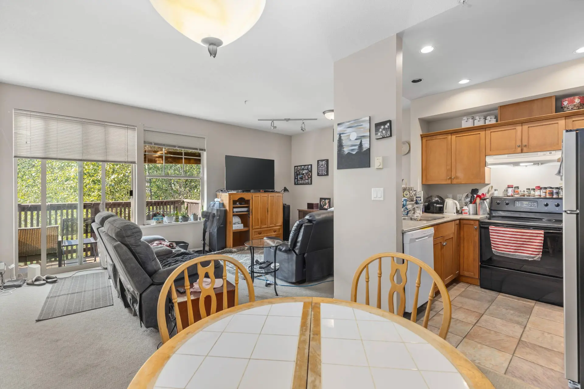 #203 1436 Portage Road - Image 2
