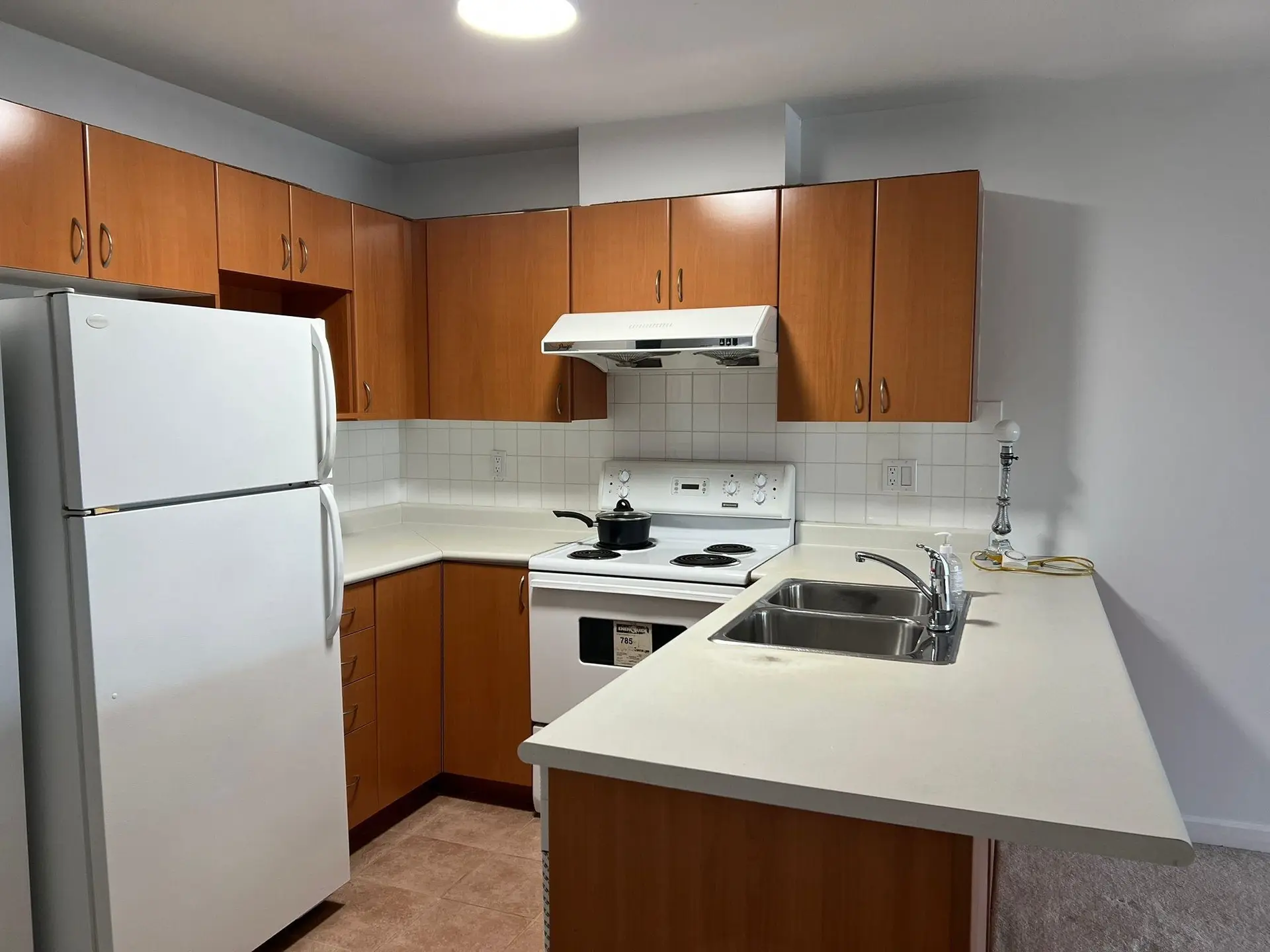 #208 6991 Victoria Drive - Image 2