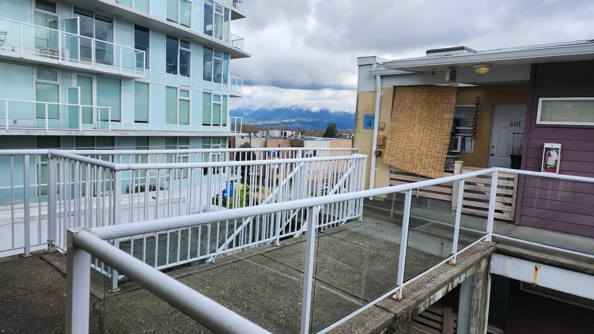 #423 2238 Kingsway - Image 2