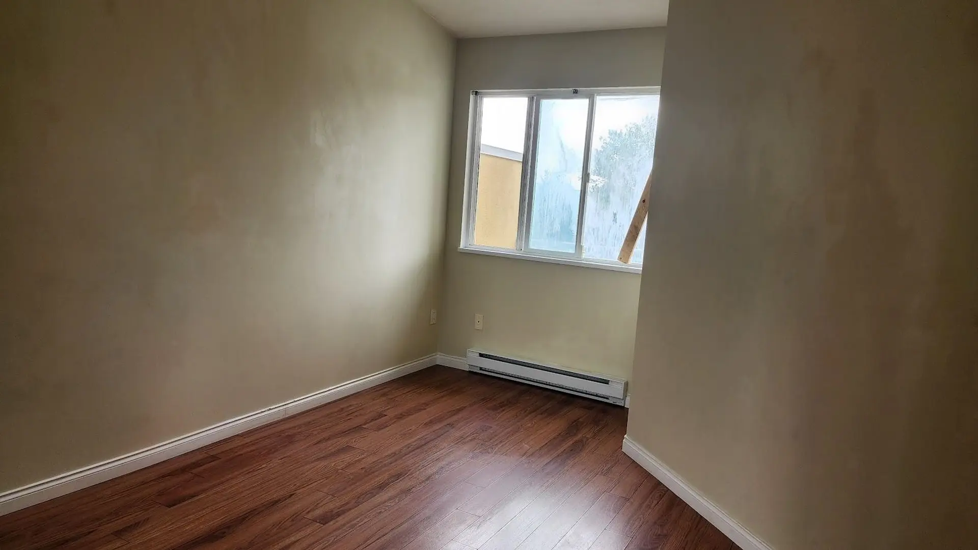 #423 2238 Kingsway - Image 16