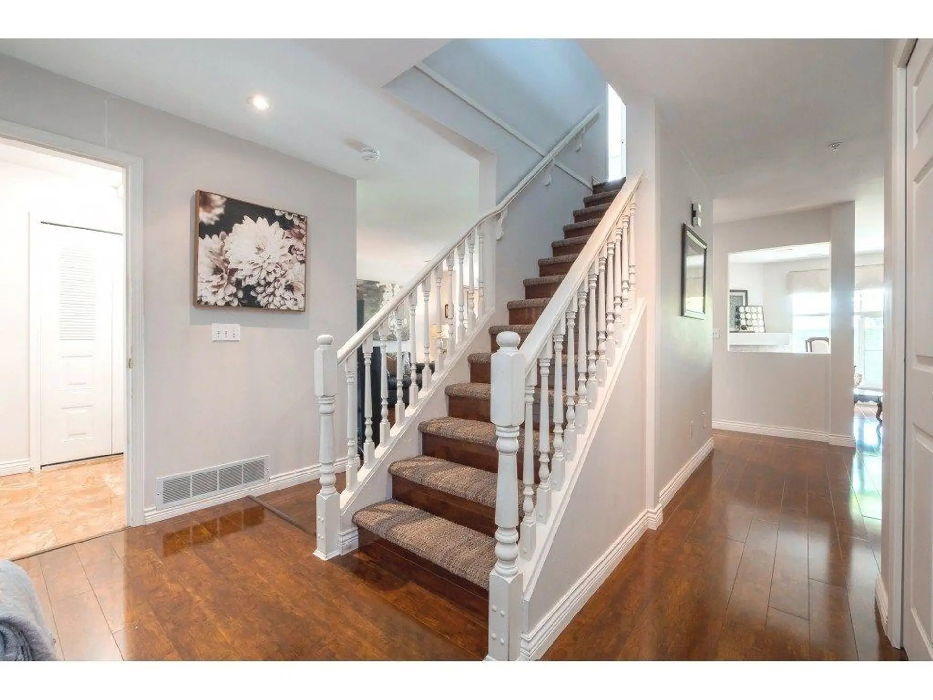 #53 758 Riverside Drive - Image 2