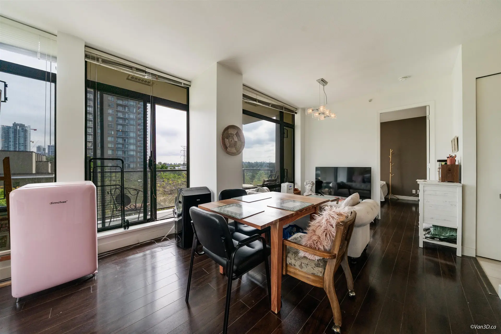 #506 2345 Madison Avenue - Image 3