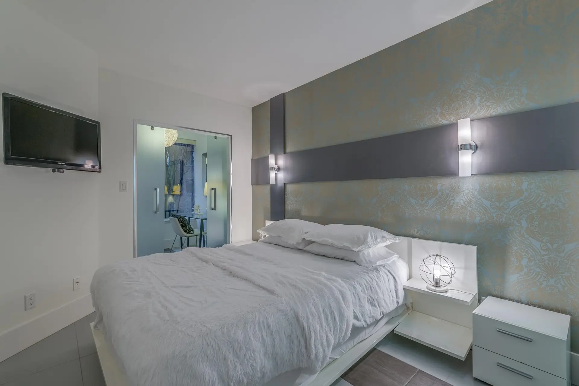 #203 1177 Hornby Street - Image 12