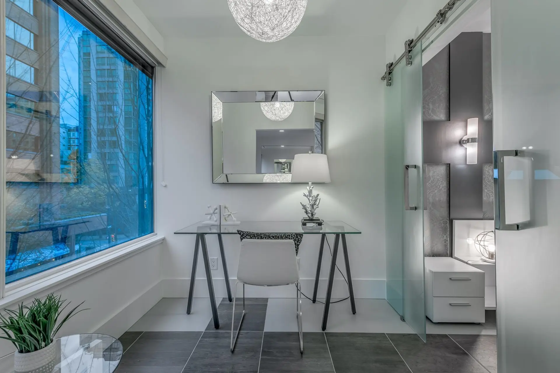 #203 1177 Hornby Street - Image 1