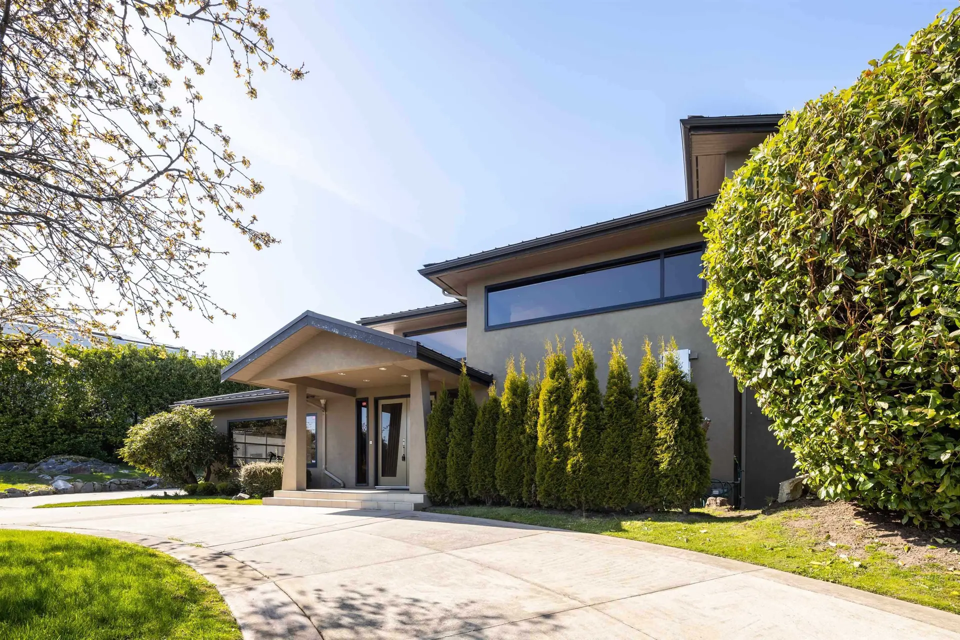 Property at 1109 Hillside Road, West Vancouver, BC