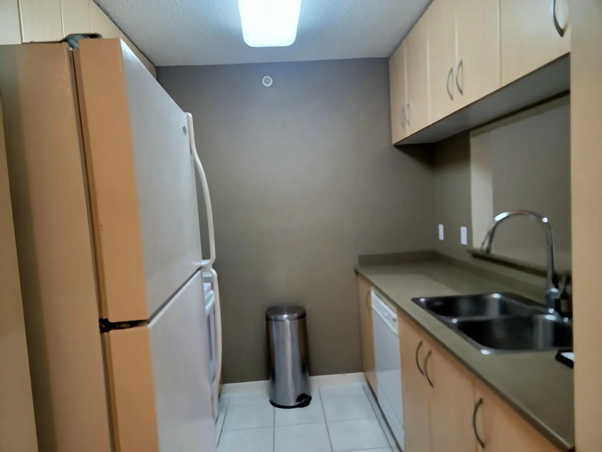 #302 3663 Crowley Drive - Image 6