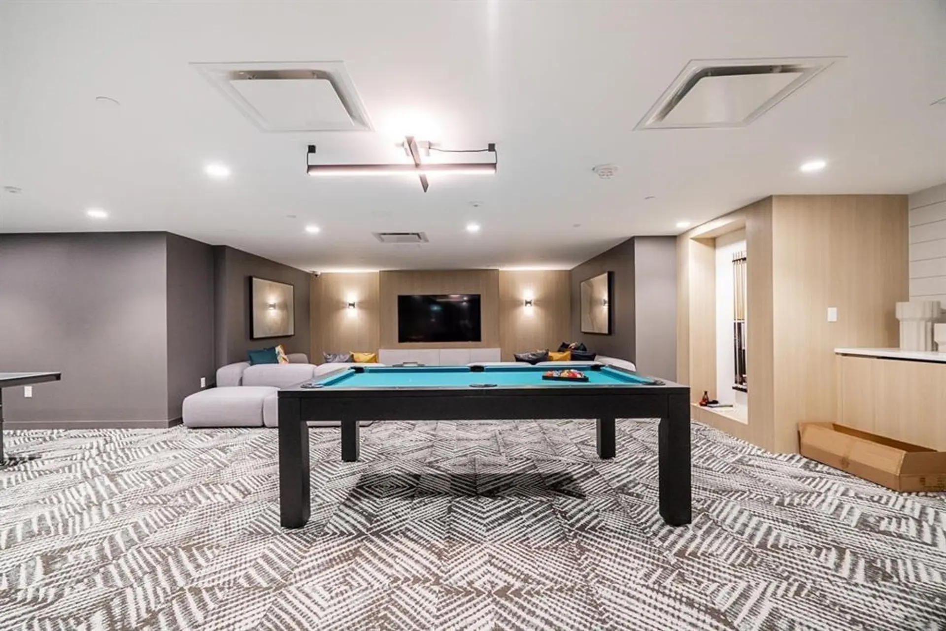 Property at #2208 13428 105 AVENUE, Surrey, BC