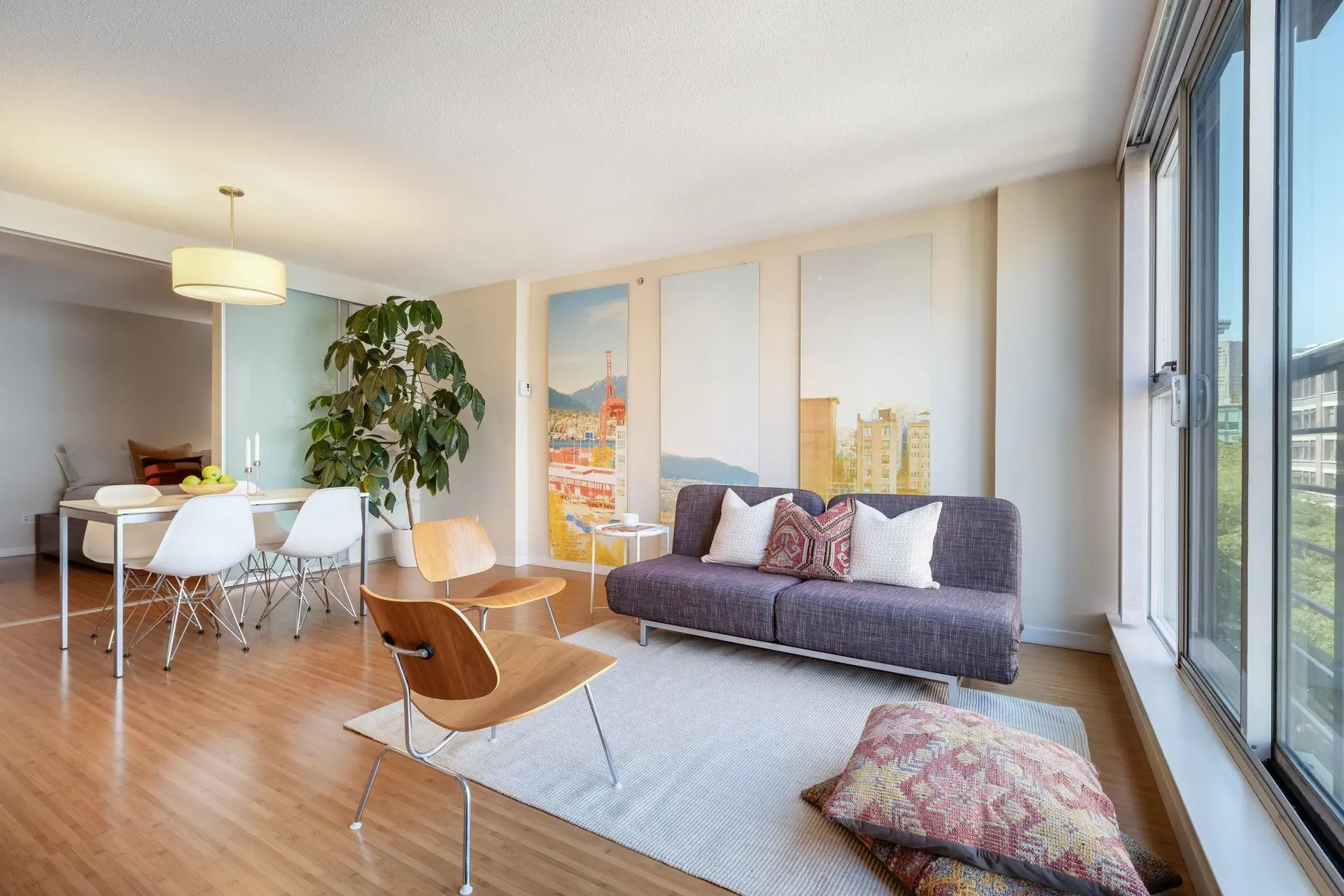 #507 168 Powell Street - Image 4
