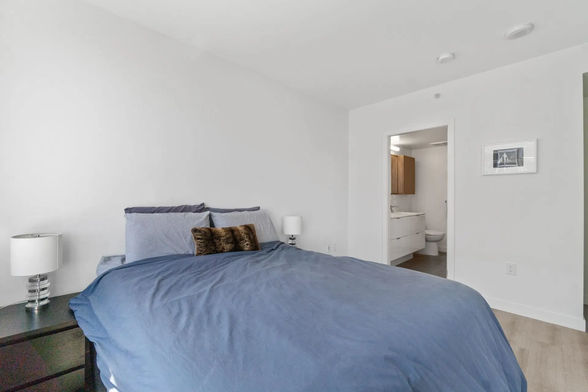 #805 209 East 7th Avenue - Image 6