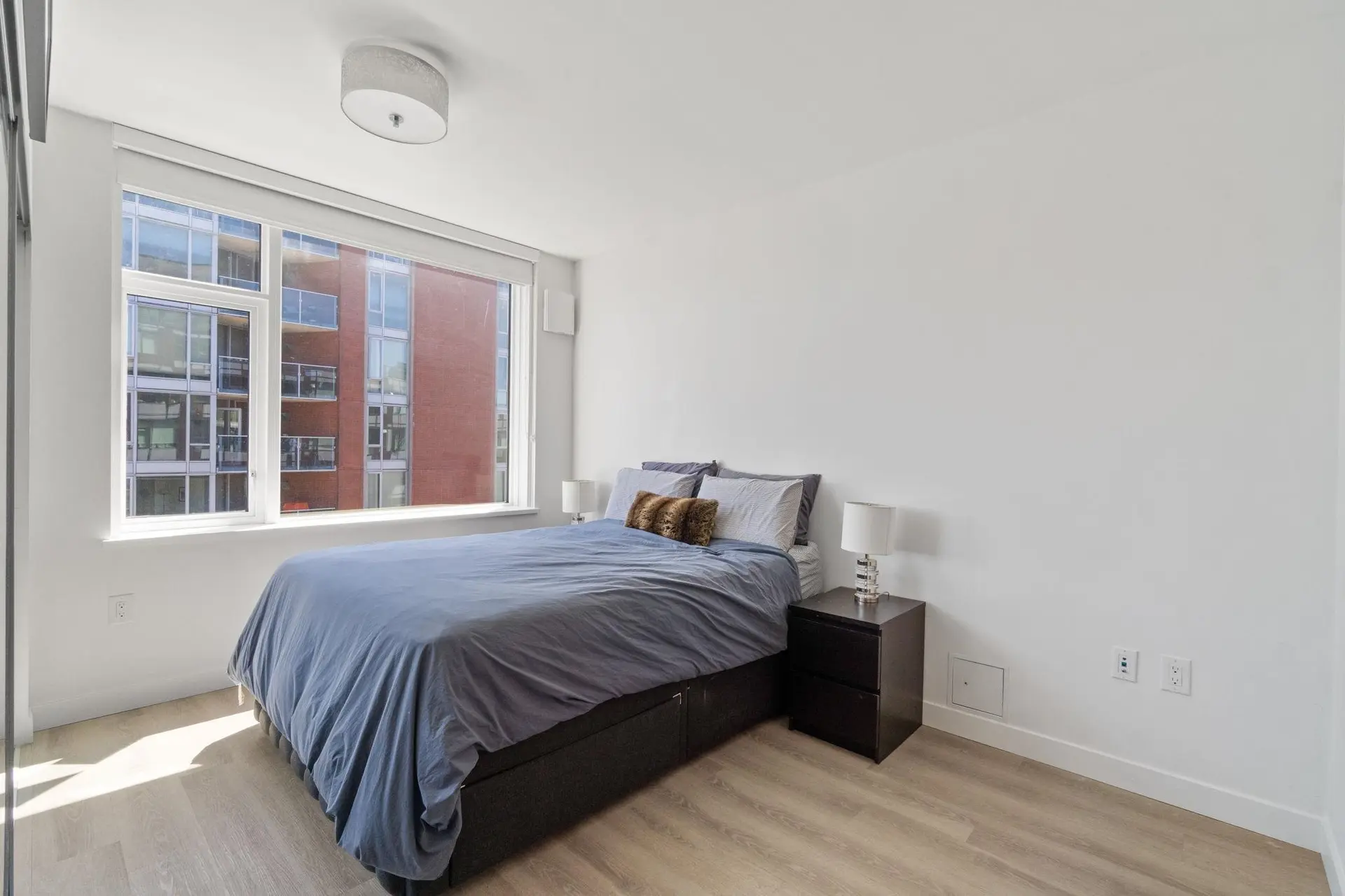 #805 209 East 7th Avenue - Image 7