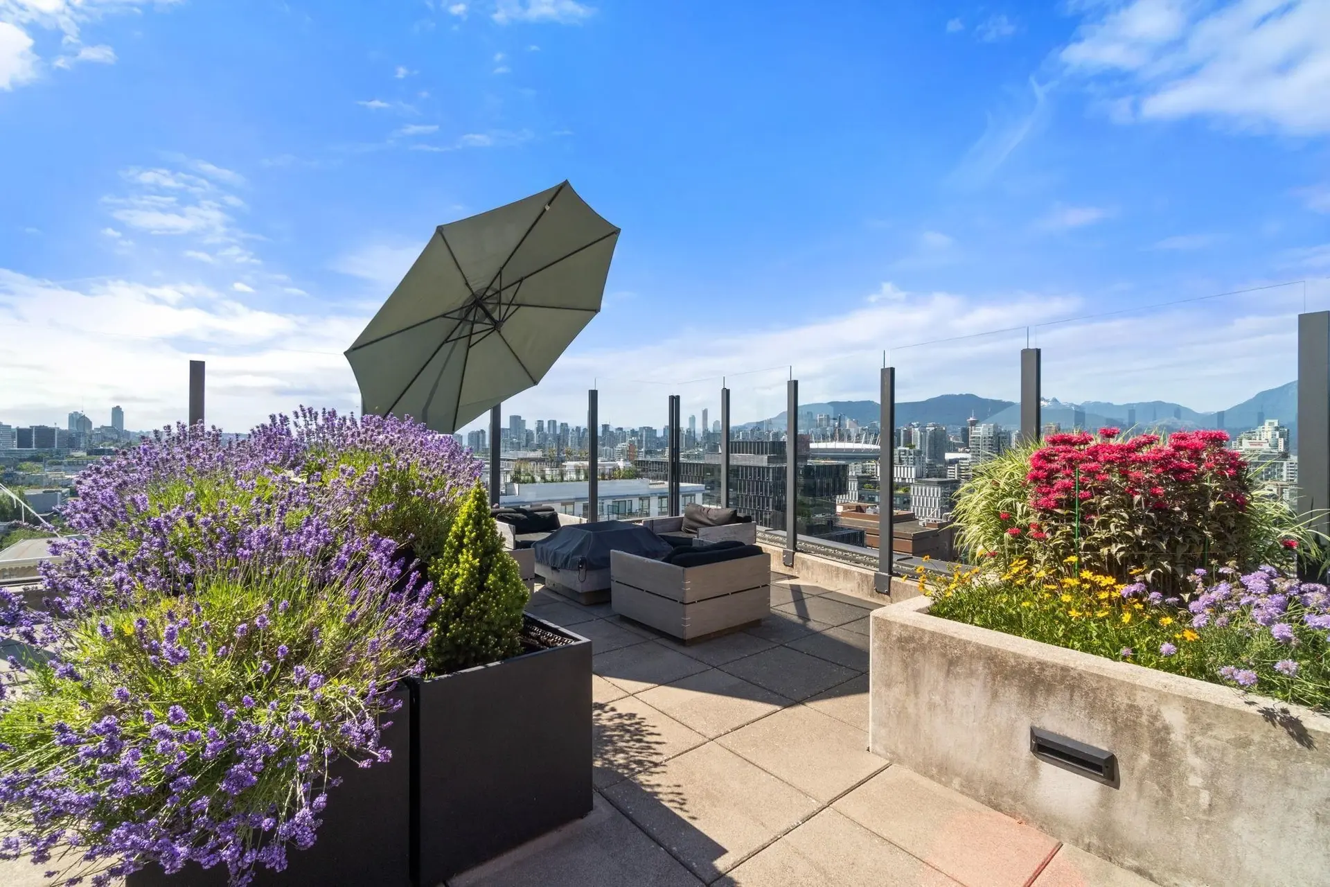 #805 209 East 7th Avenue - Image 10