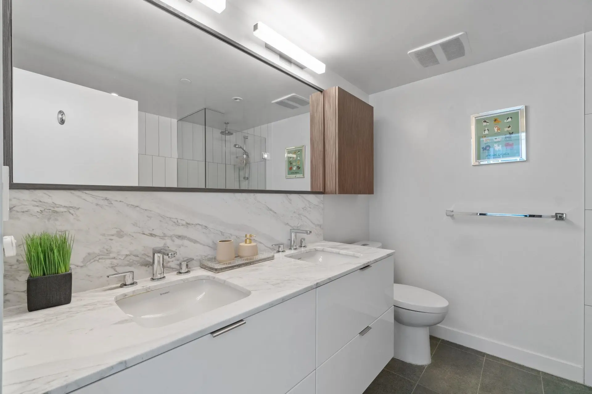 #805 209 East 7th Avenue - Image 4