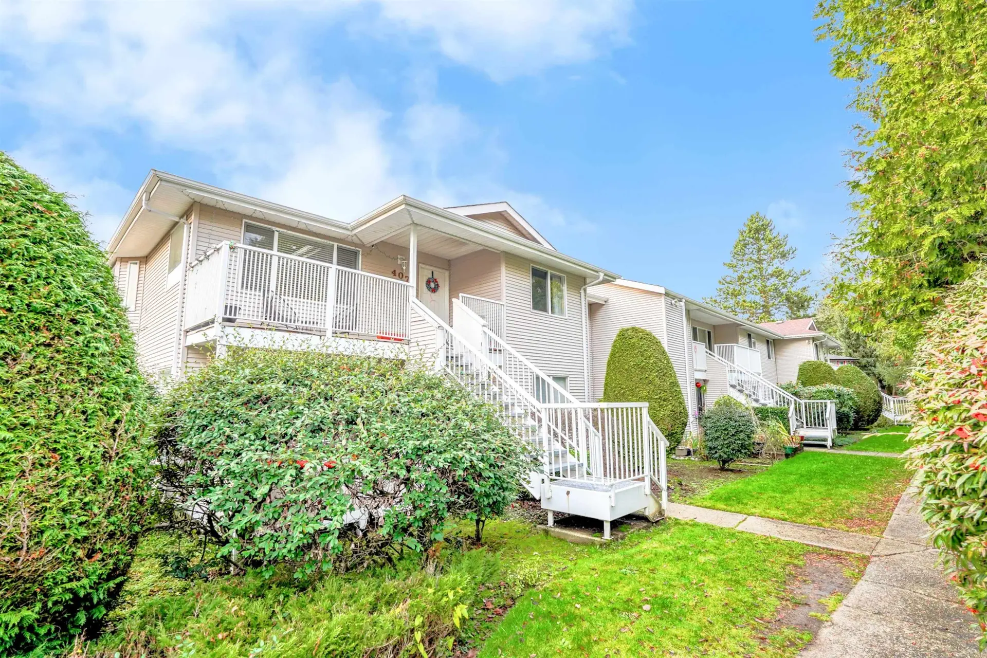 Property at #407 13963 72 AVENUE, Surrey, BC