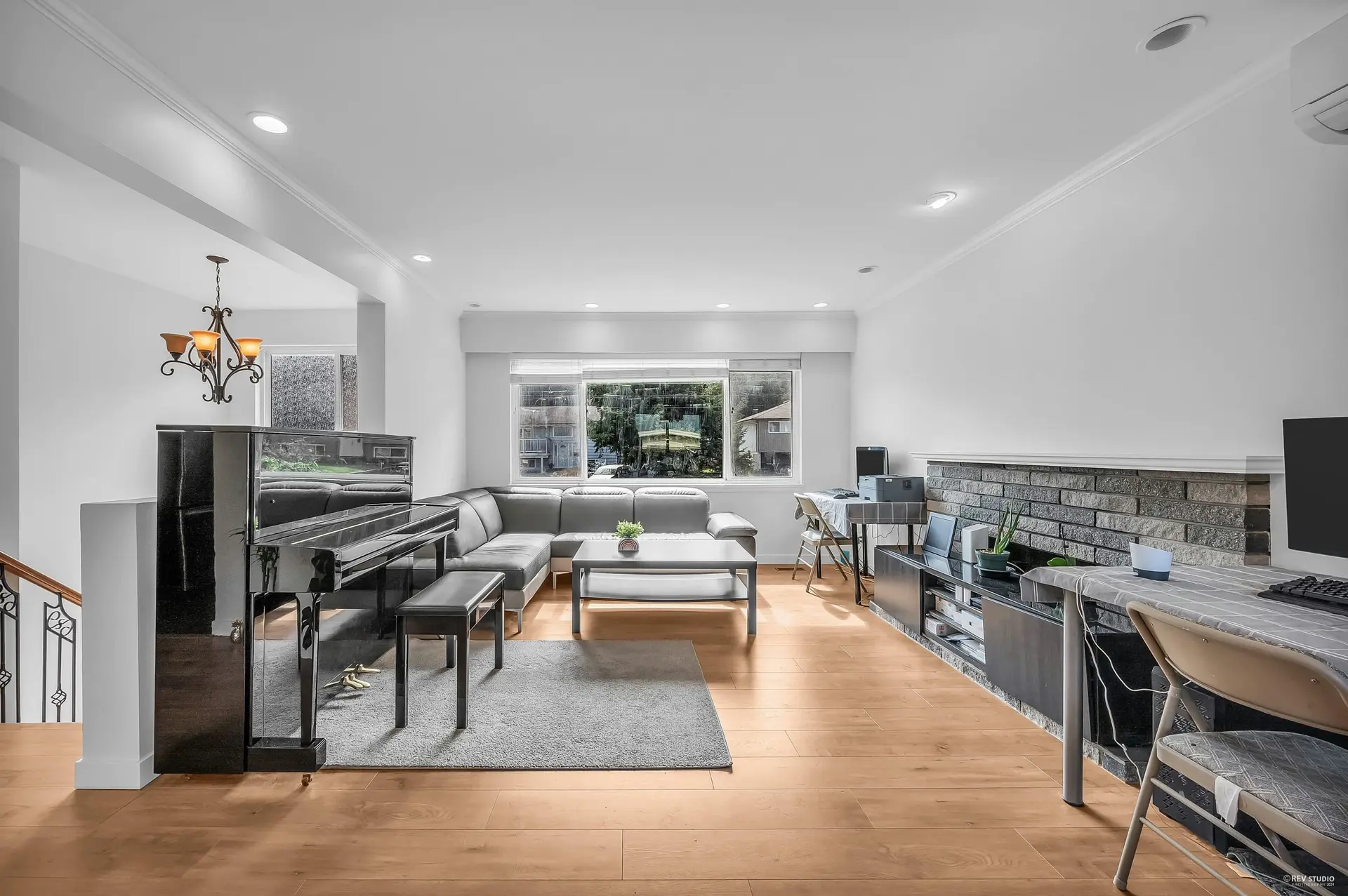 818 Seymour Drive - Image 3
