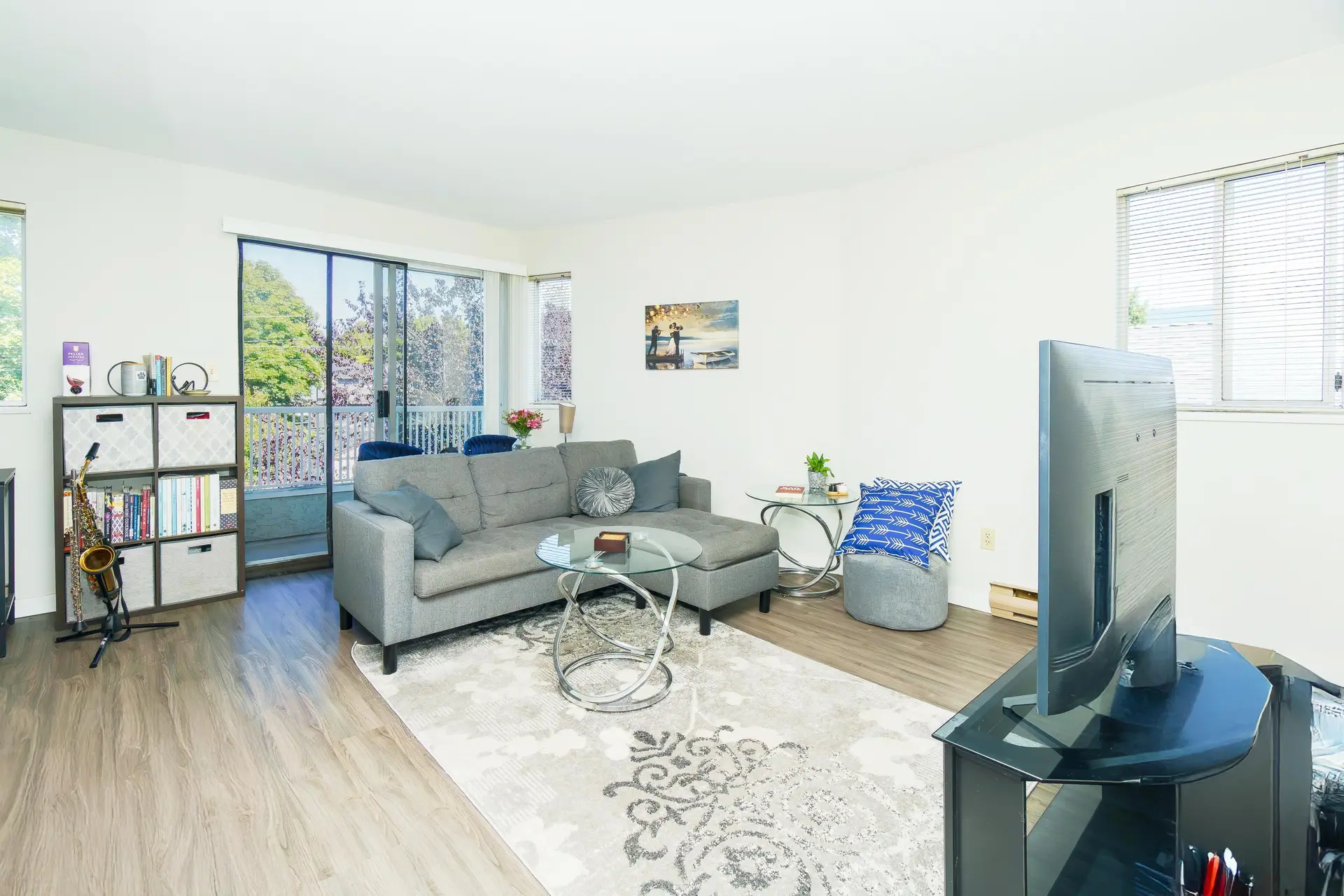 #301 458 E 43rd Avenue - Image 7
