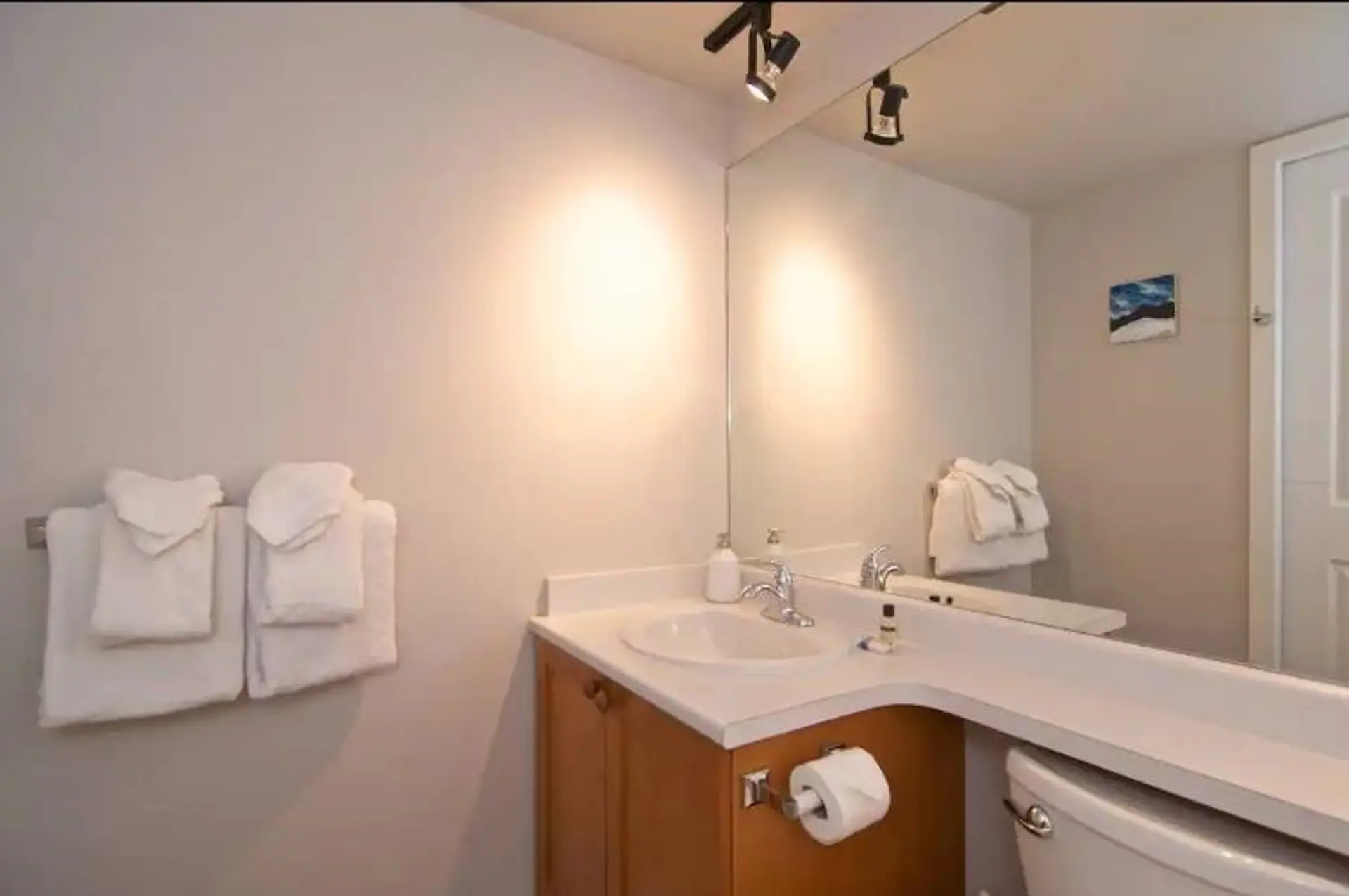 #34/34A 4388 Northlands Boulevard - Image 9