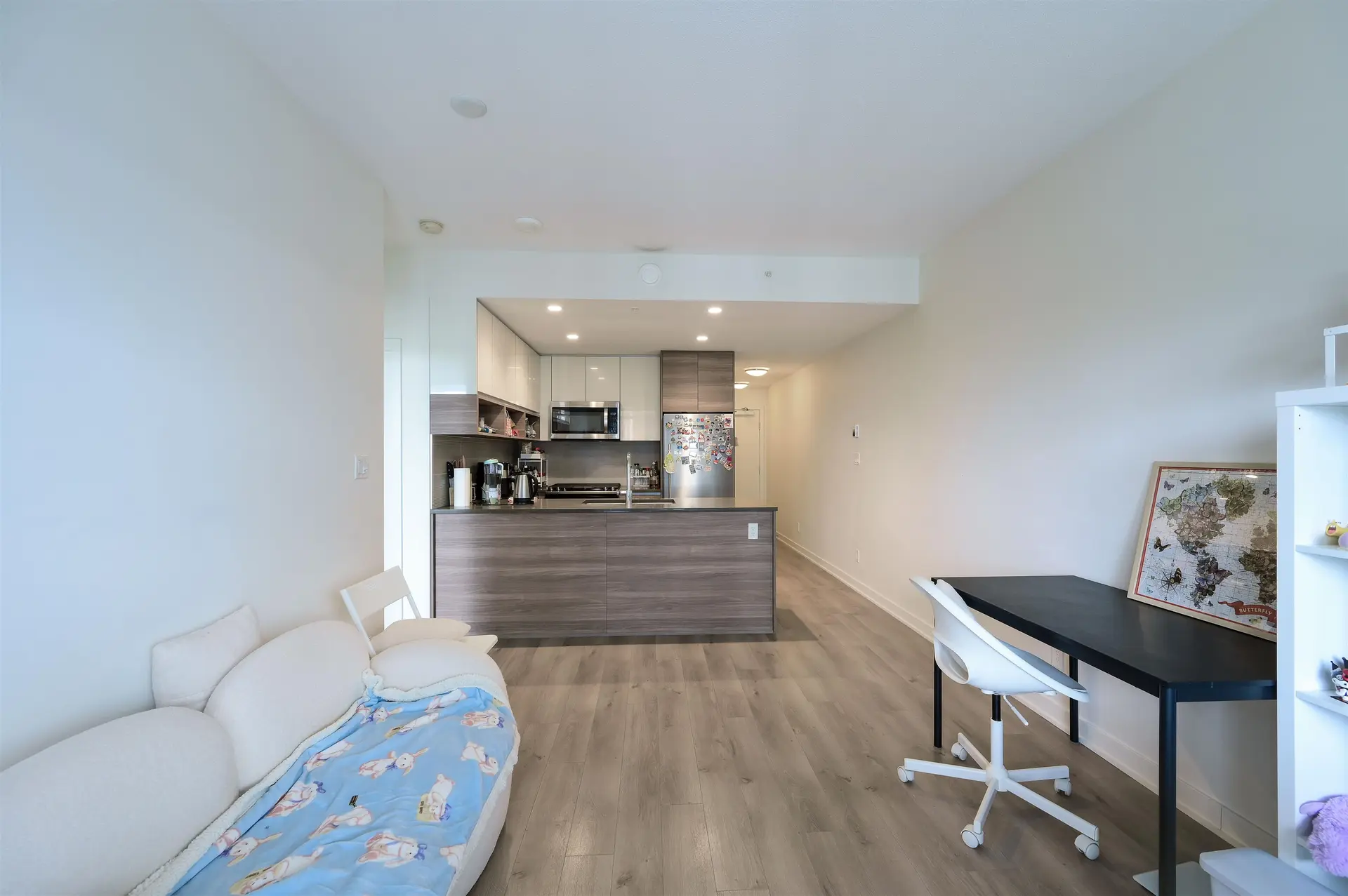 #801 8850 University Crescent - Image 6