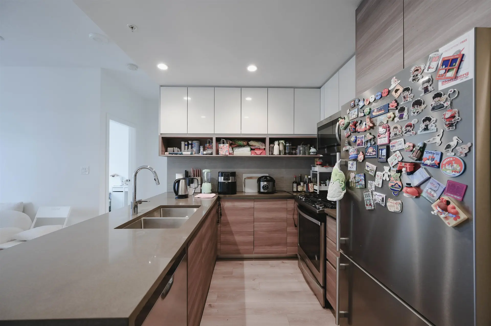 #801 8850 University Crescent - Image 5