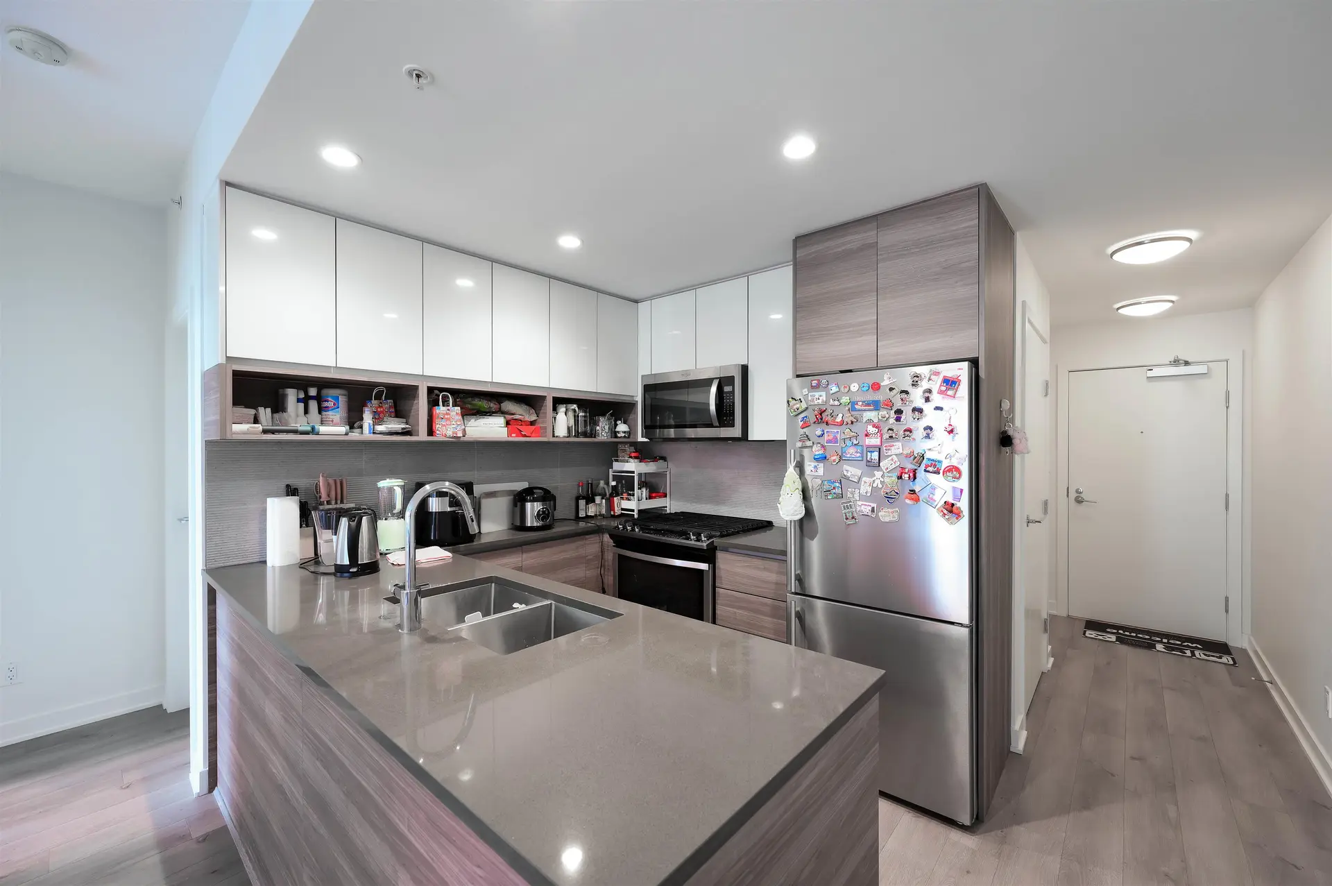#801 8850 University Crescent - Image 4