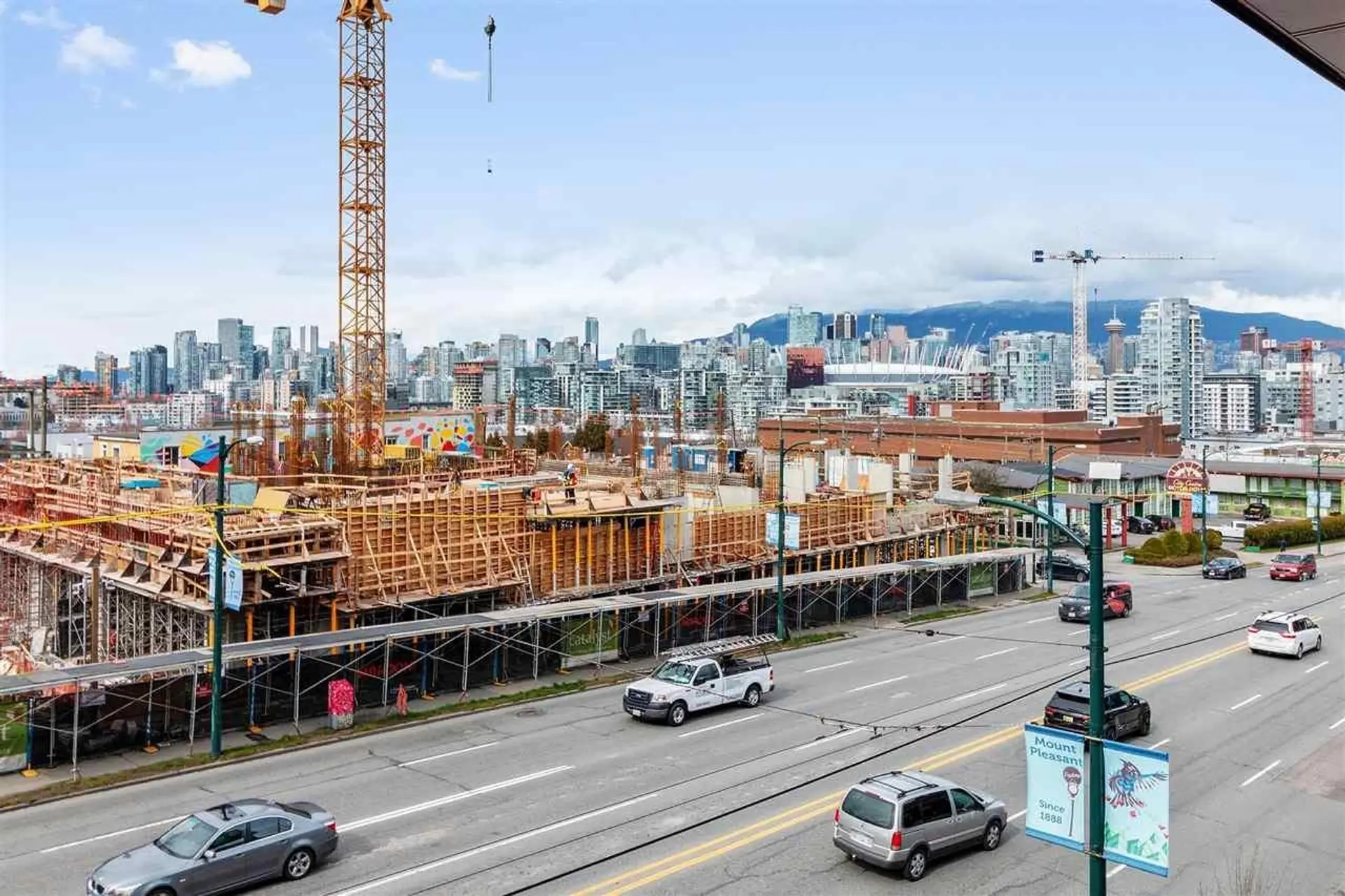 #415 209 E 7 Avenue - Image 17