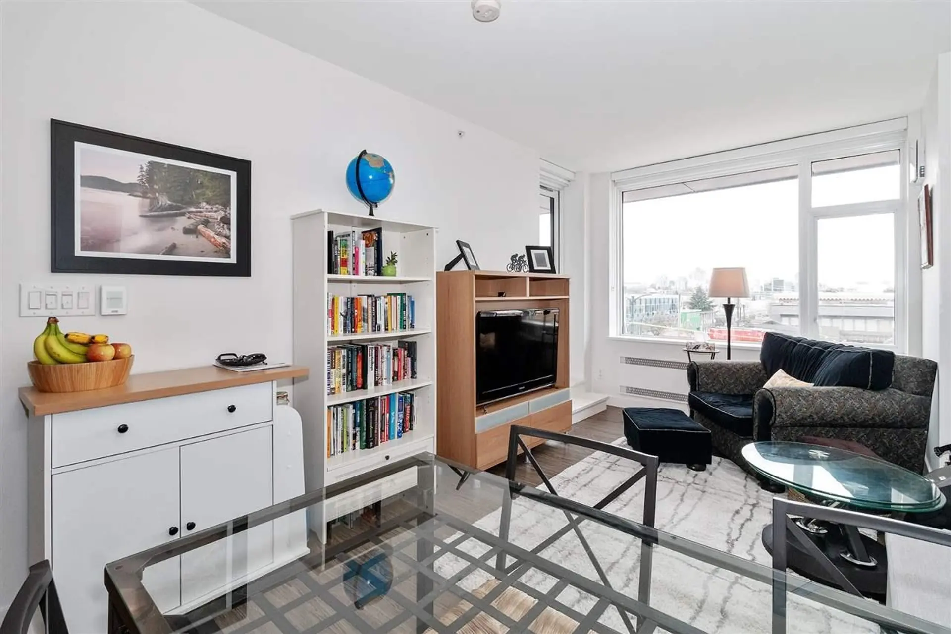 #415 209 E 7 Avenue - Image 3