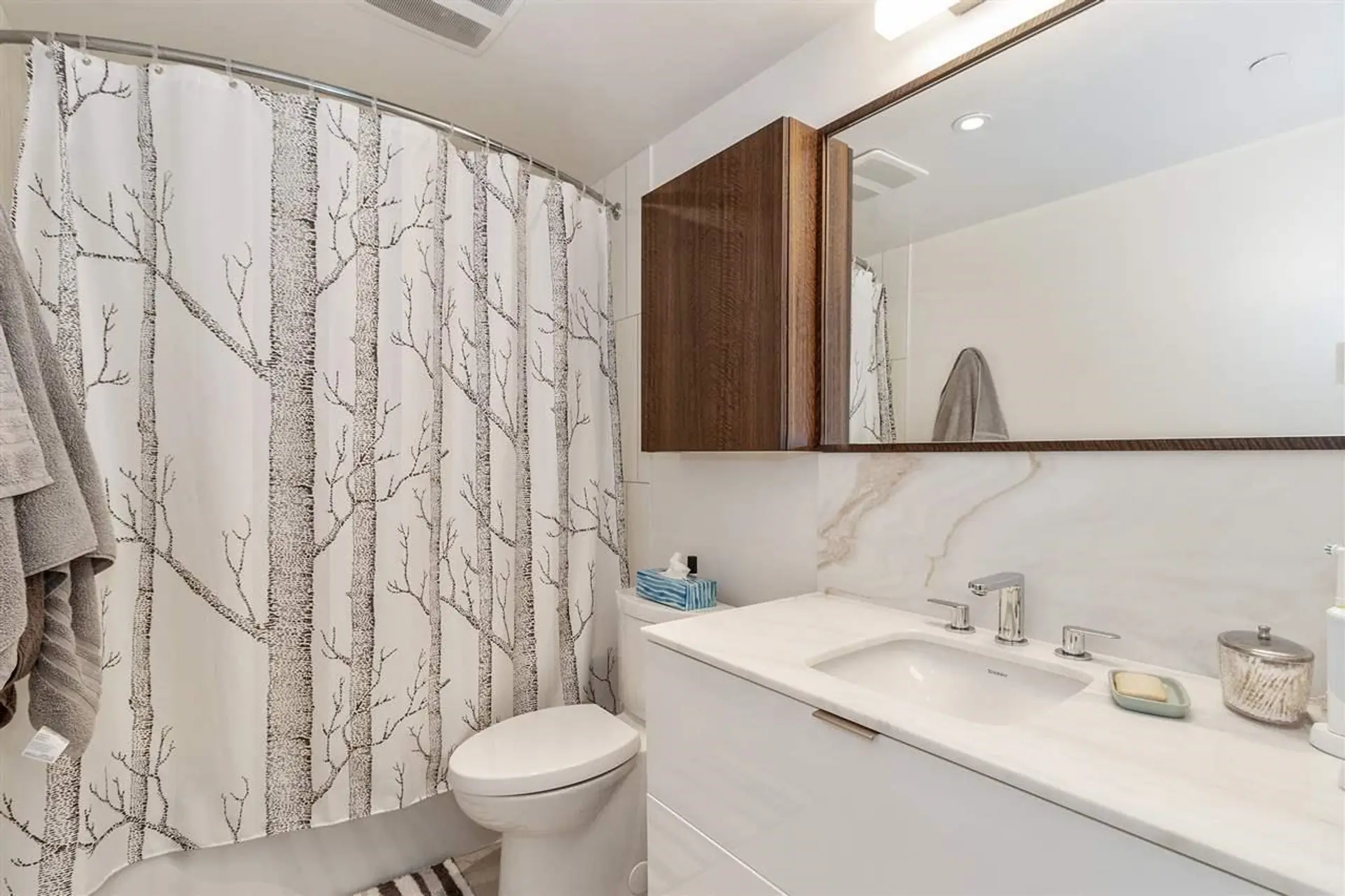 #415 209 E 7 Avenue - Image 14