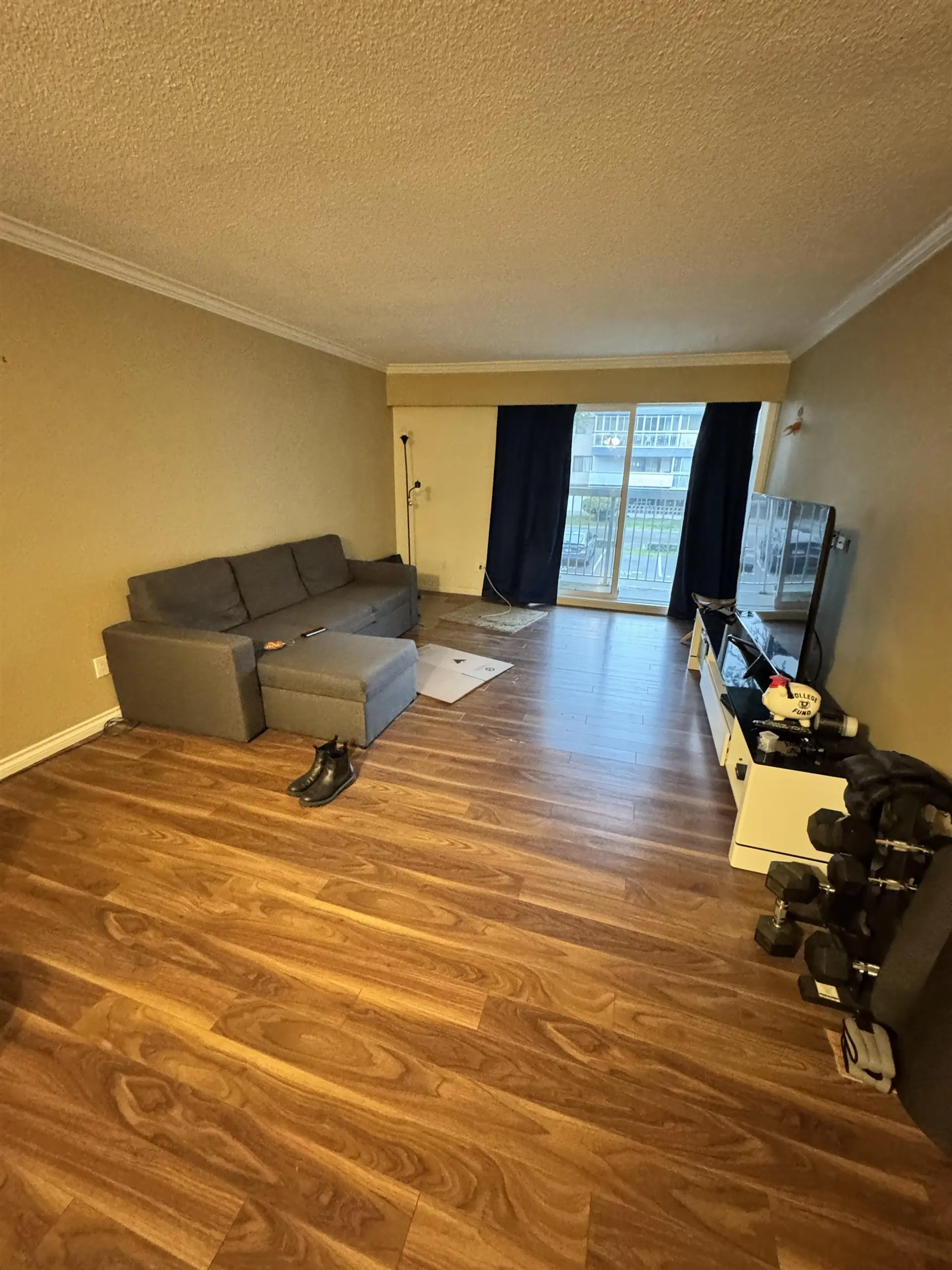 #101 6420 Buswell Street - Image 2