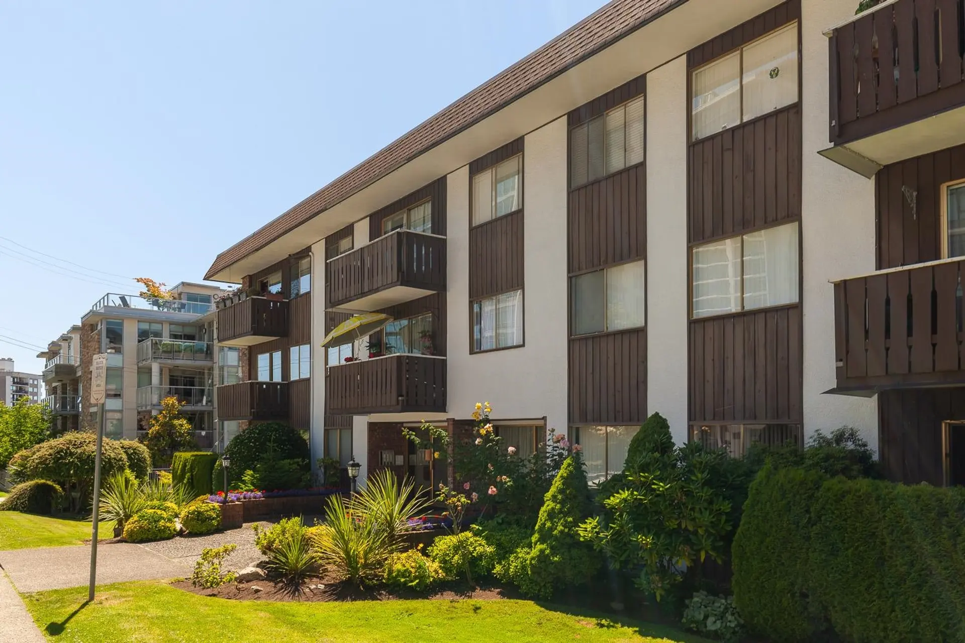 #116 1345 Chesterfield Avenue - Image 2