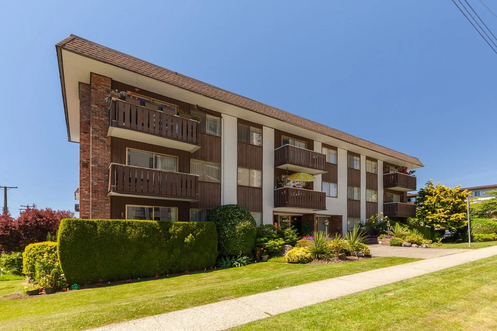 #116 1345 Chesterfield Avenue - Image 1