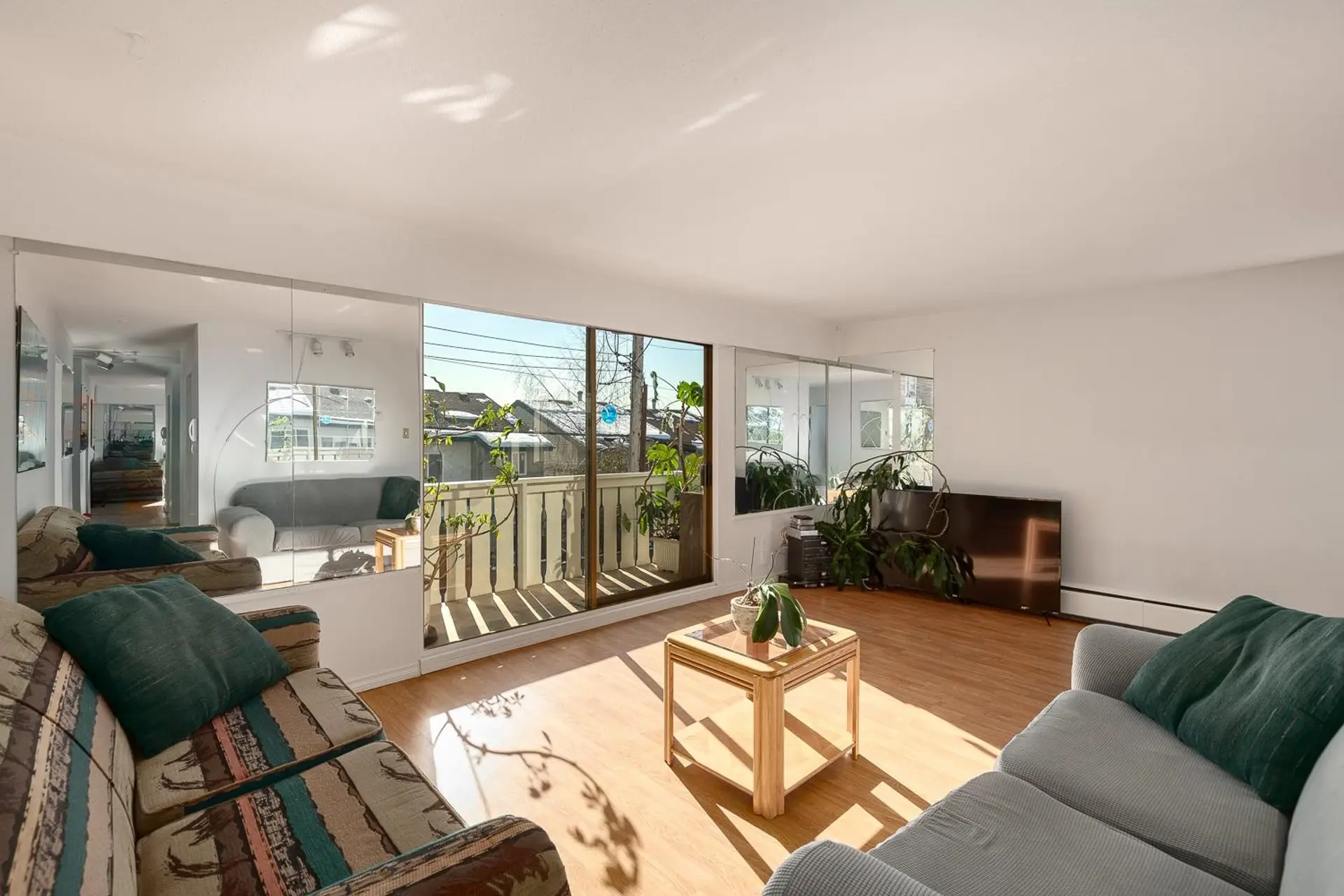 #116 1345 Chesterfield Avenue - Image 4